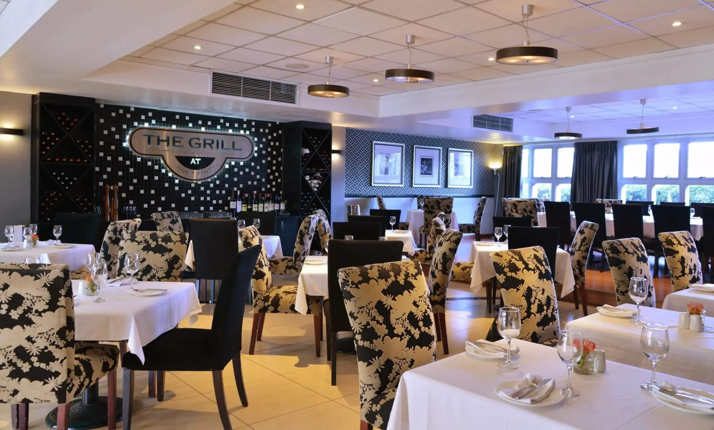 Restaurant/Places to Eat in Birchwood Hotel and OR Tambo Conference Centre