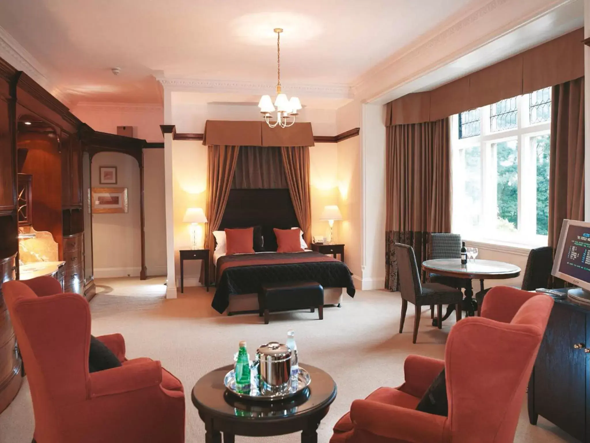 Living room, Seating Area in Macdonald Frimley Hall Hotel & Spa