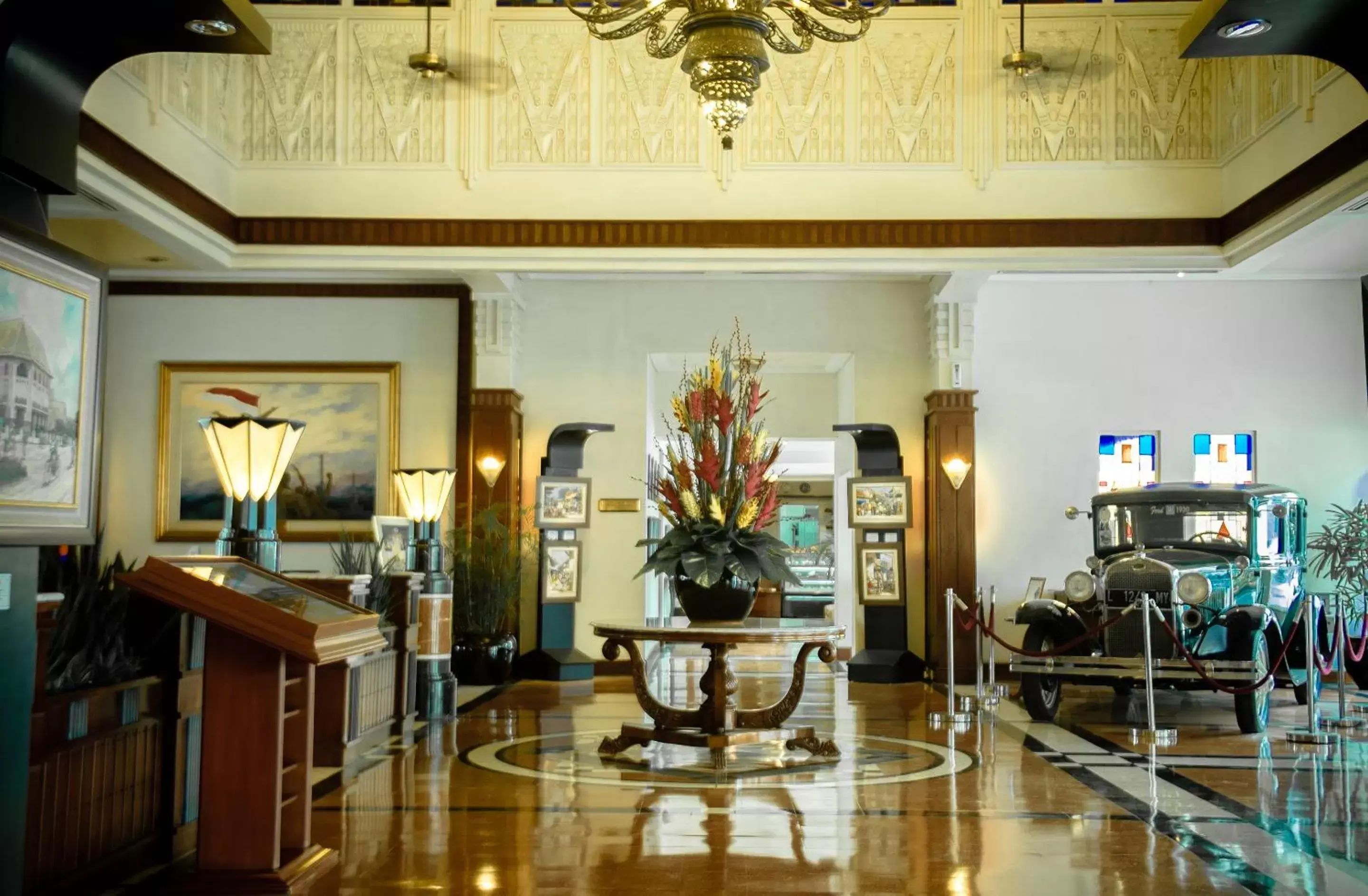 Lobby or reception in Hotel Majapahit Surabaya MGallery