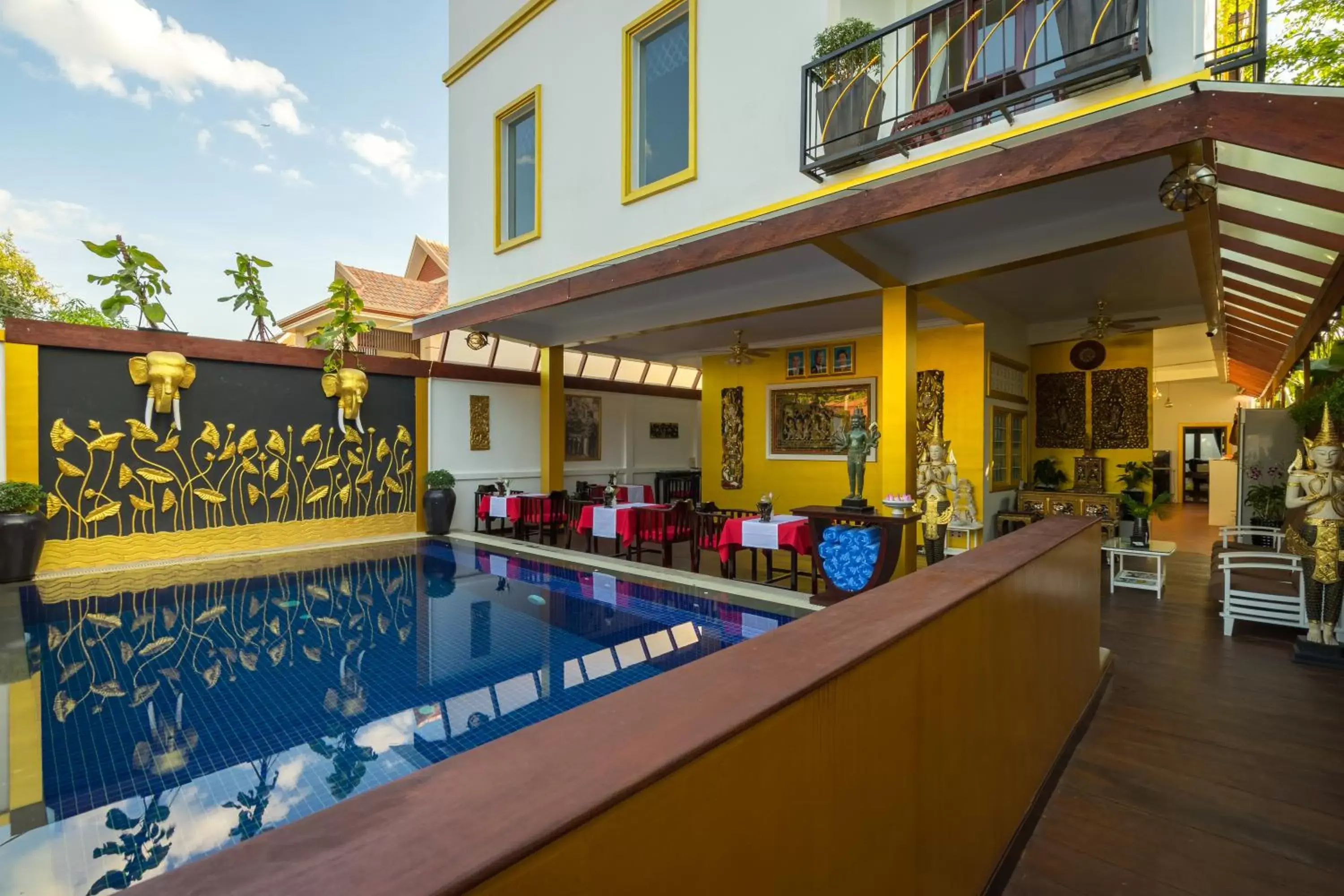 Facade/entrance, Swimming Pool in Beyond Yangon Inn