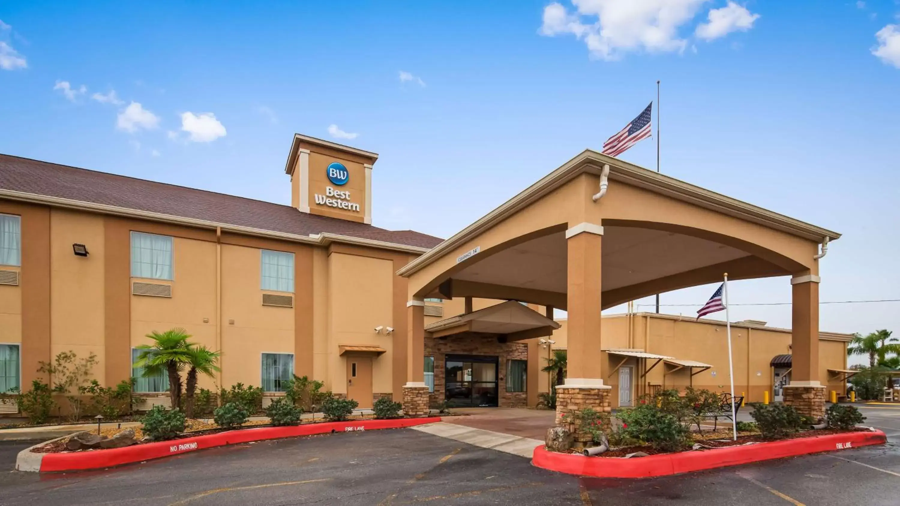 Property Building in Best Western Casino Inn