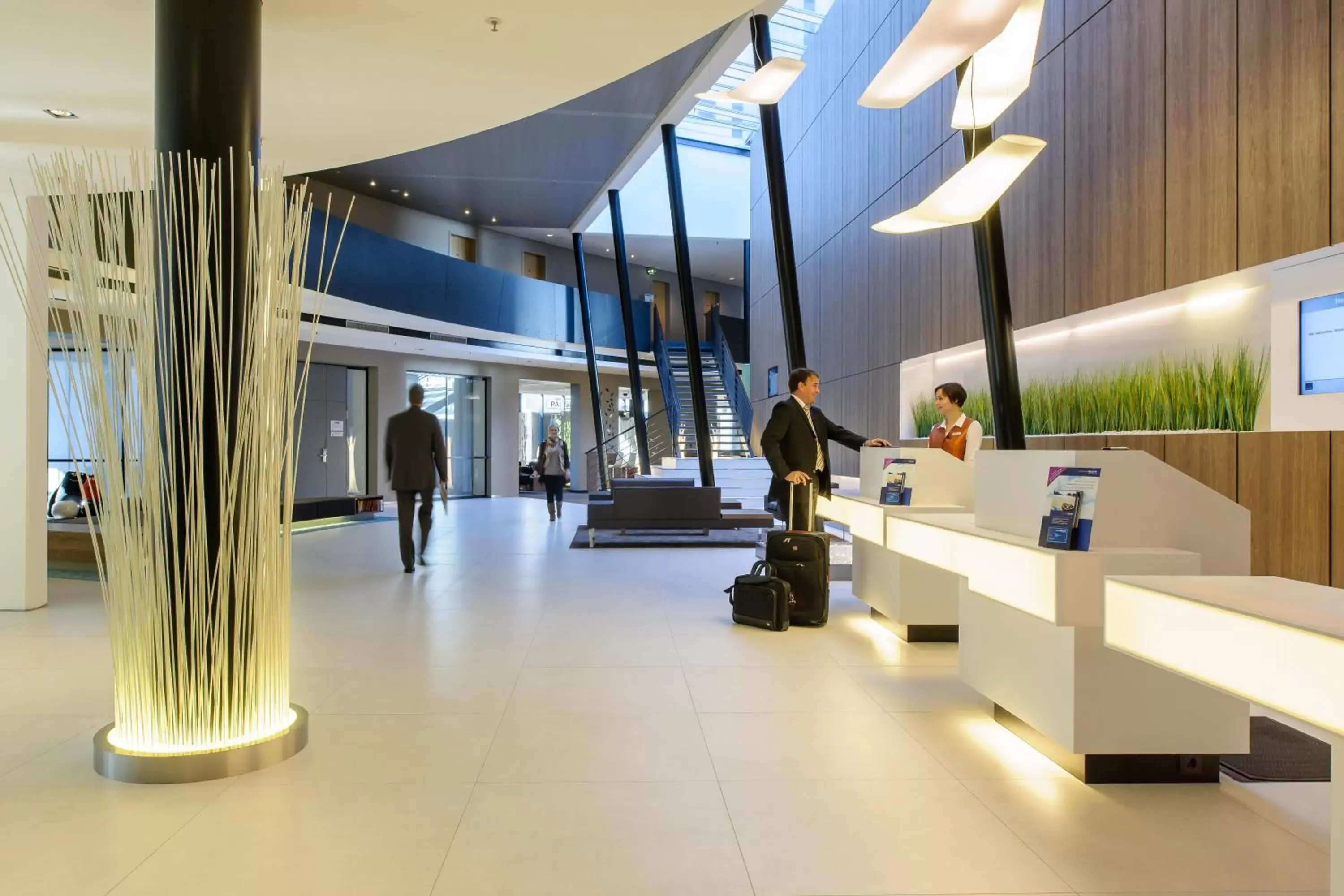 Lobby or reception in Novotel Hannover