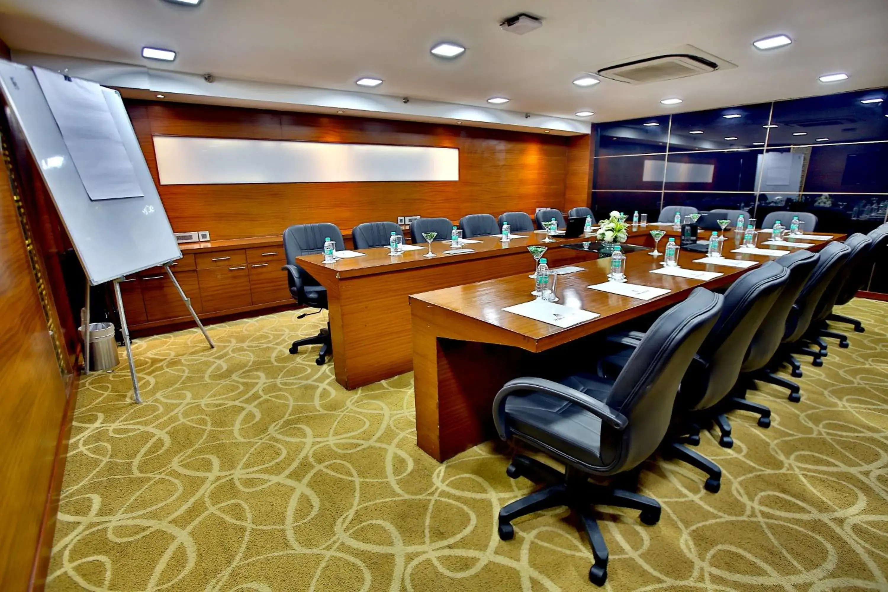 Business facilities in Park Ascent Hotel