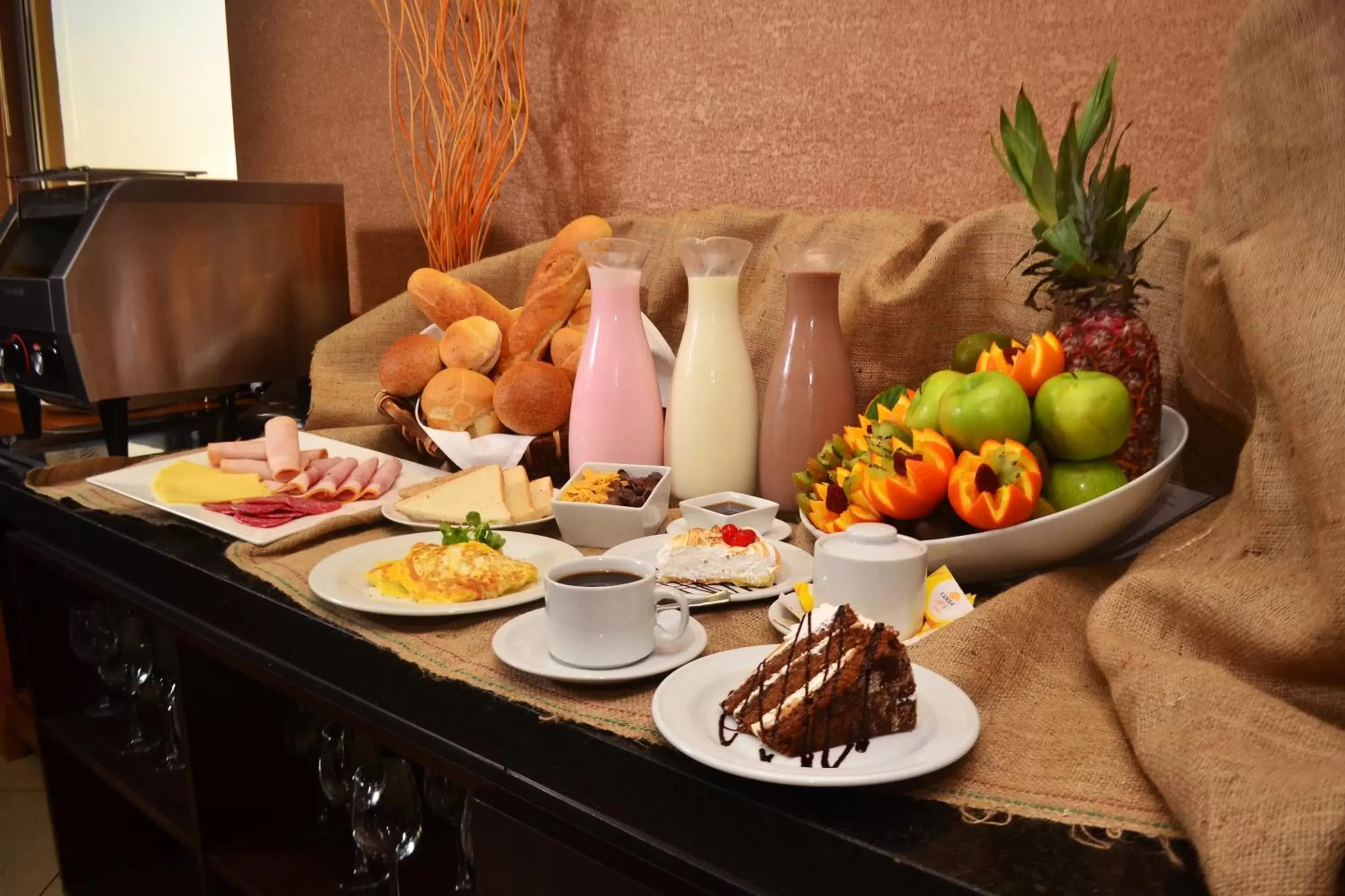 Buffet breakfast in Hotel Diego De Almagro Arica
