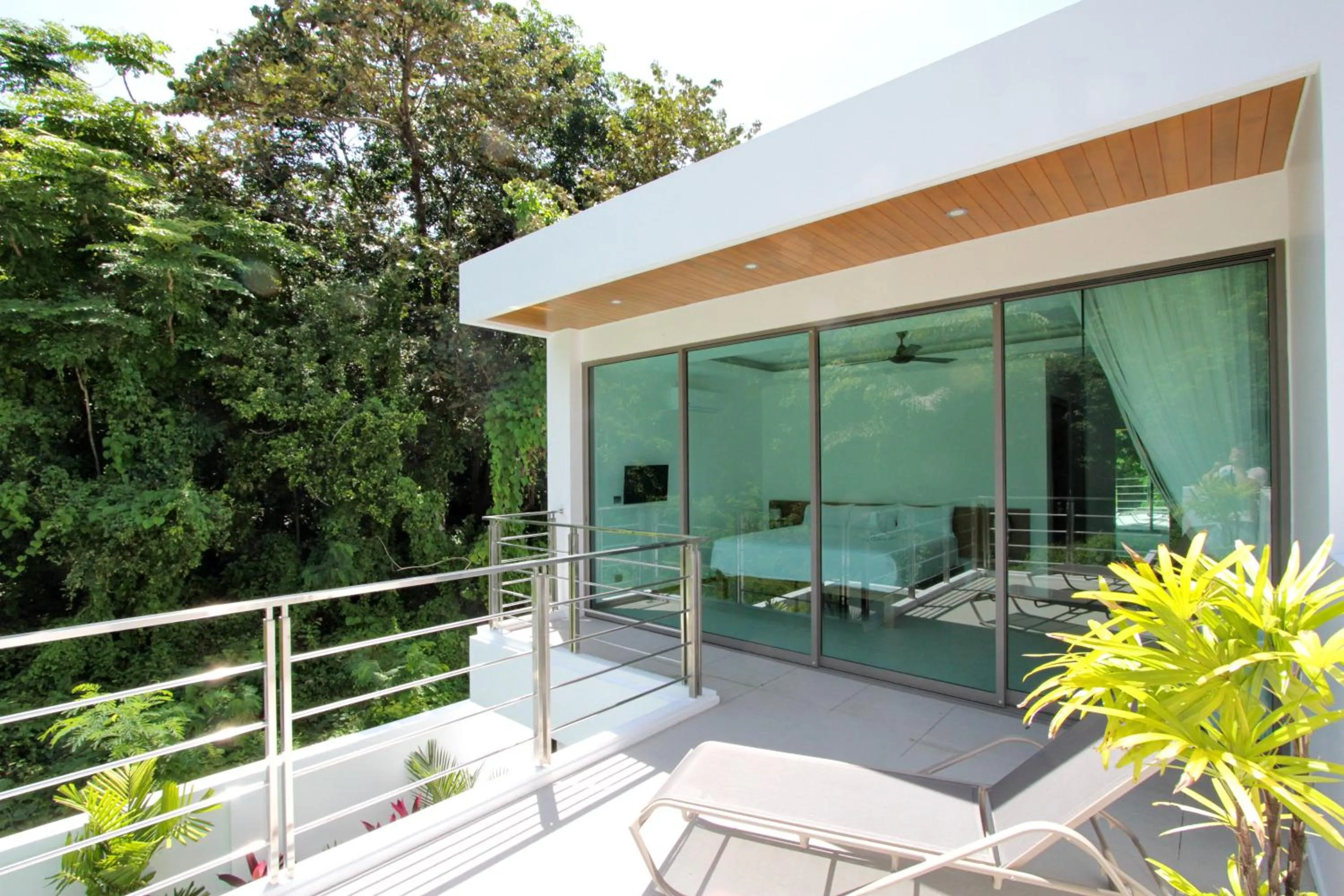 Balcony/Terrace in Ya Nui Beach Villas