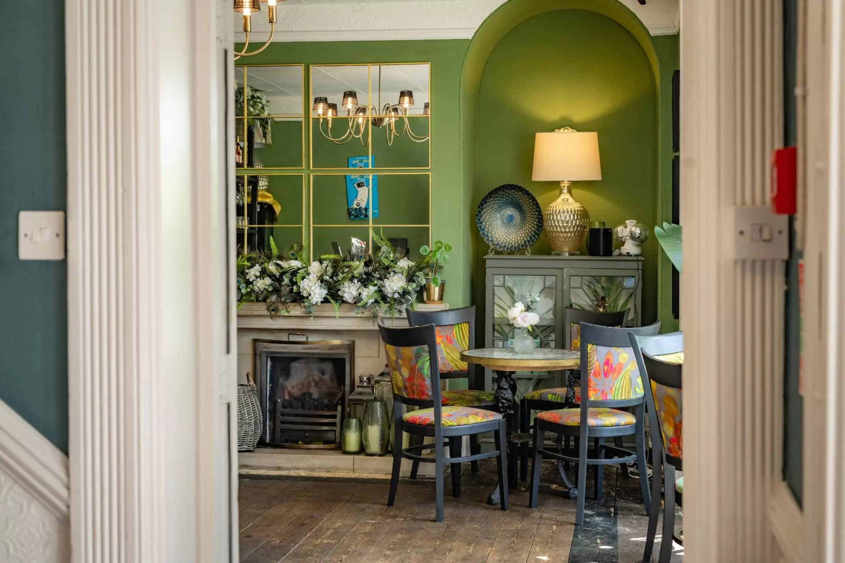 Lounge or bar, Restaurant/Places to Eat in The Bramley House Hotel