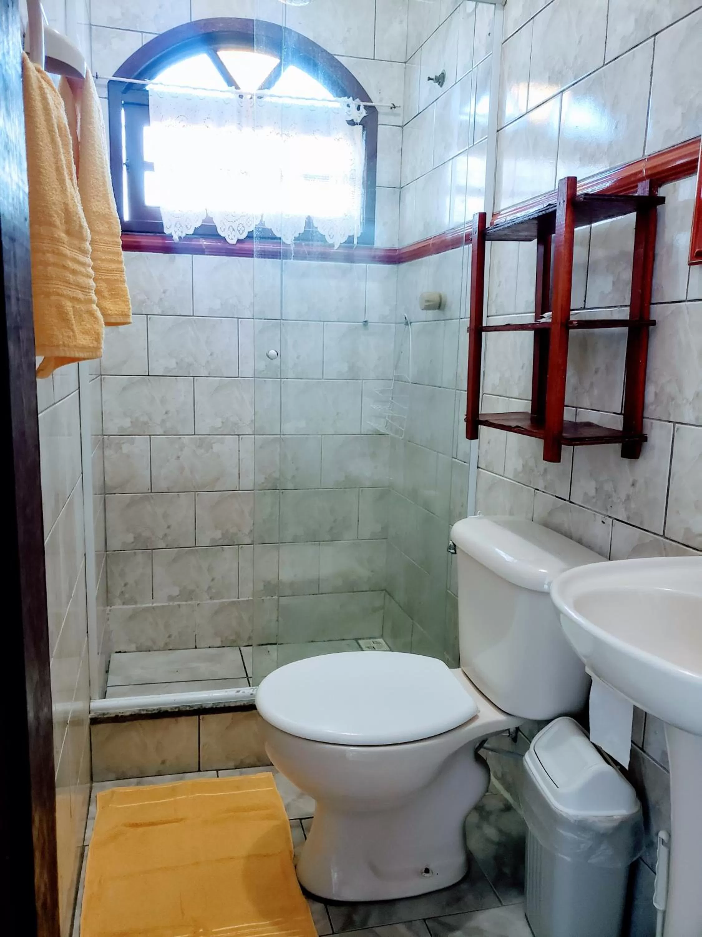 Bathroom in Pousada Recanto Das Emerências