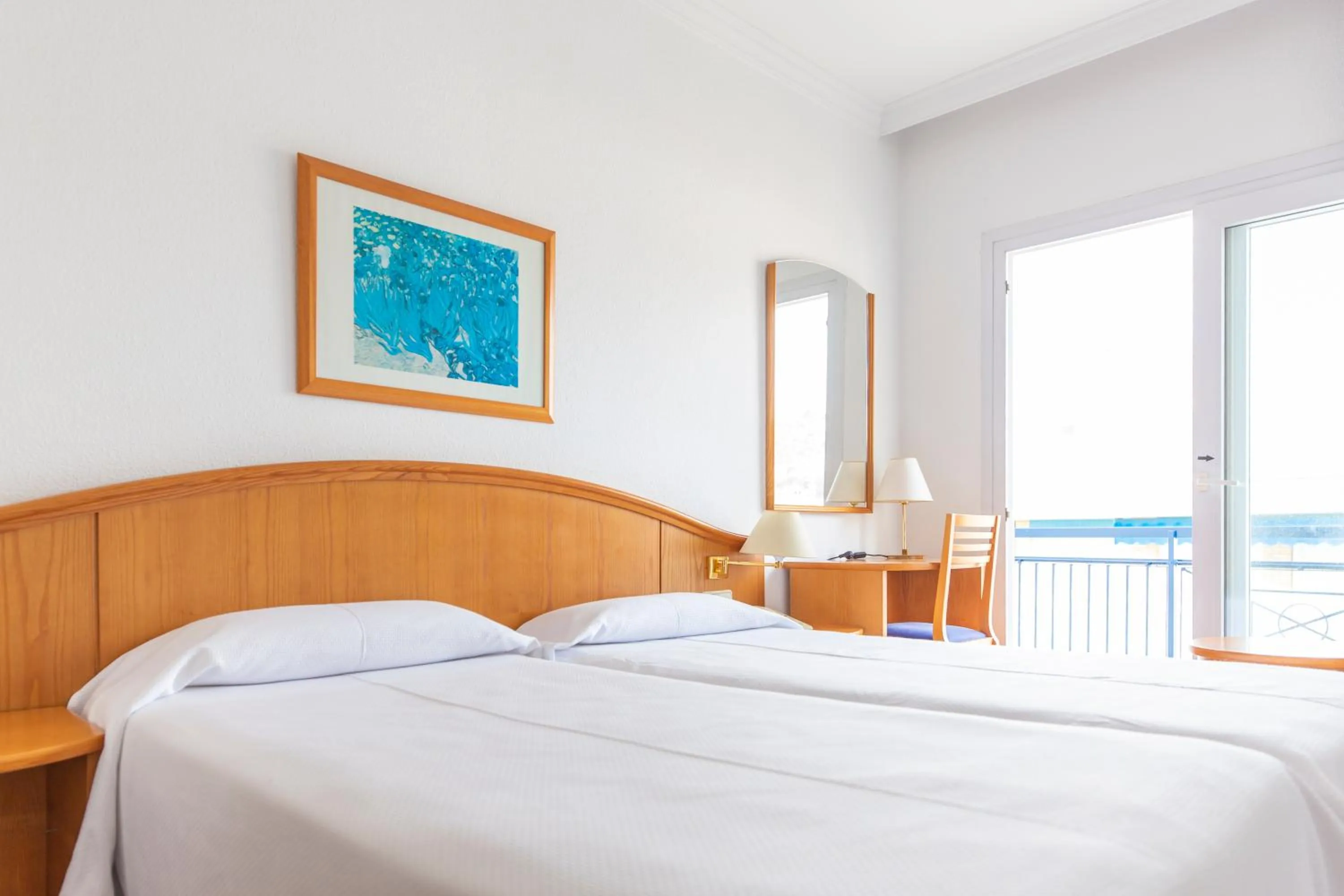 Photo of the whole room, Bed in Hotel Ramblamar