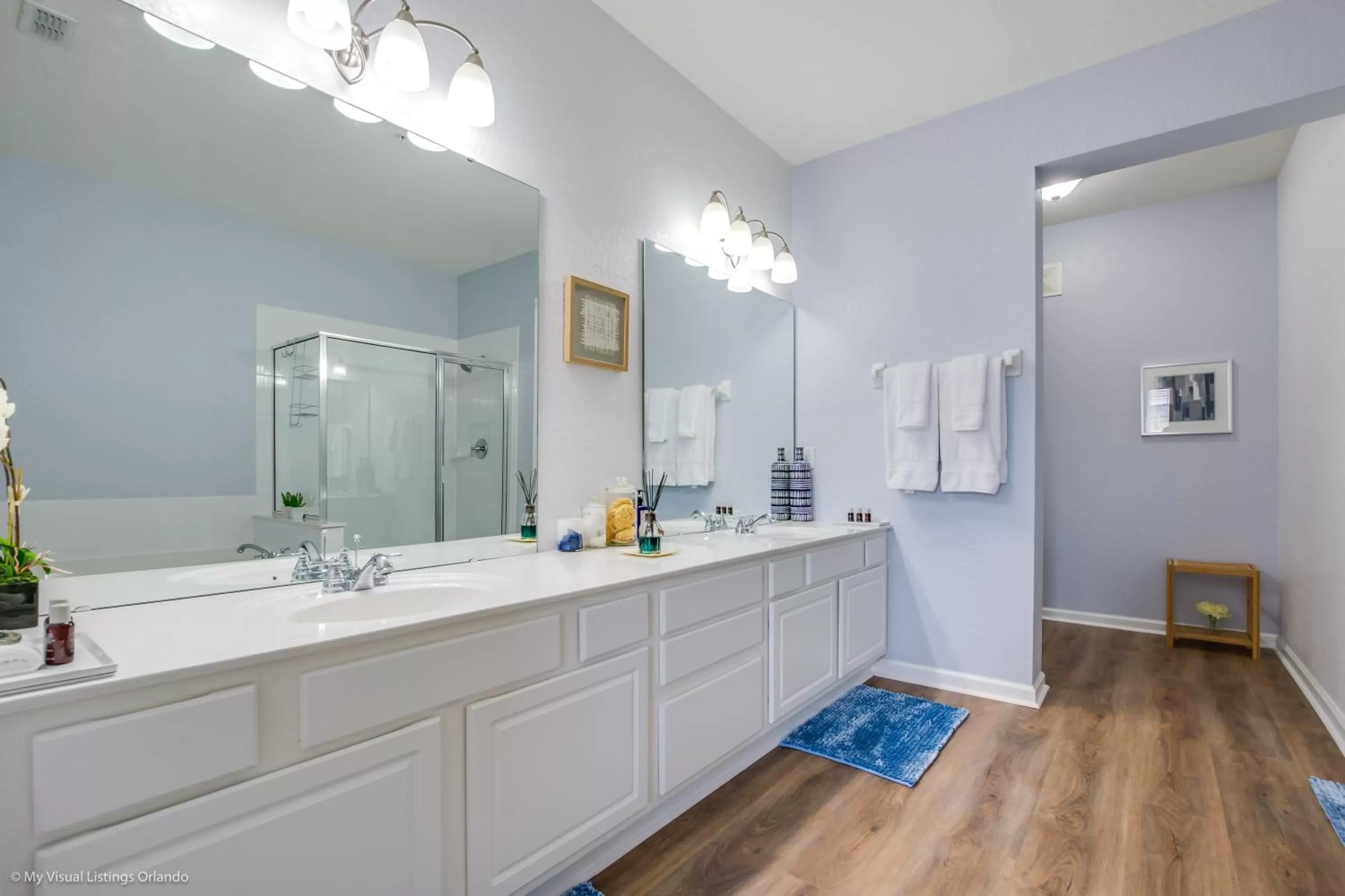 Bathroom in Casiola Vacation Homes