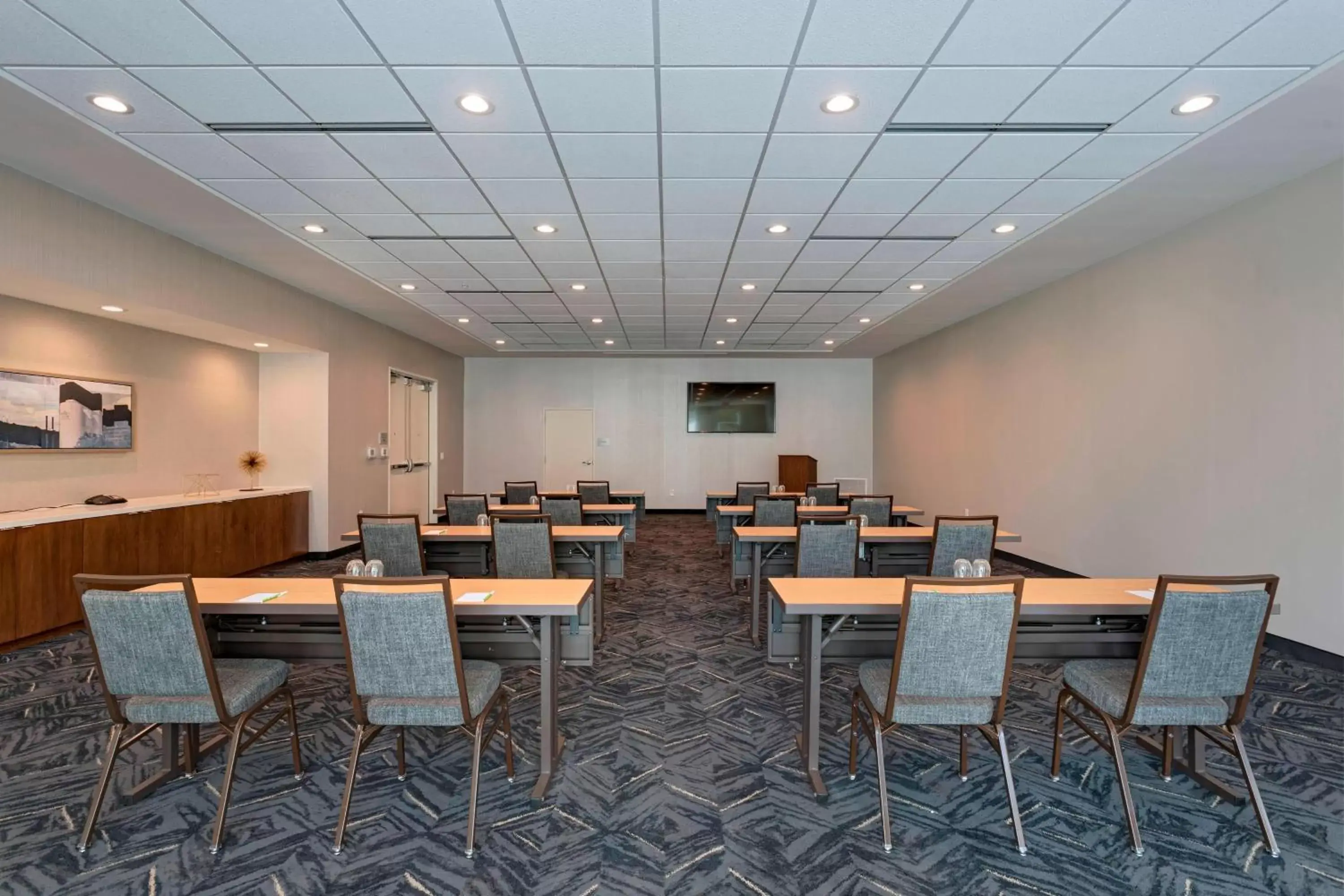 Meeting/conference room in Courtyard by Marriott Houston Sugar Land/Lake Pointe