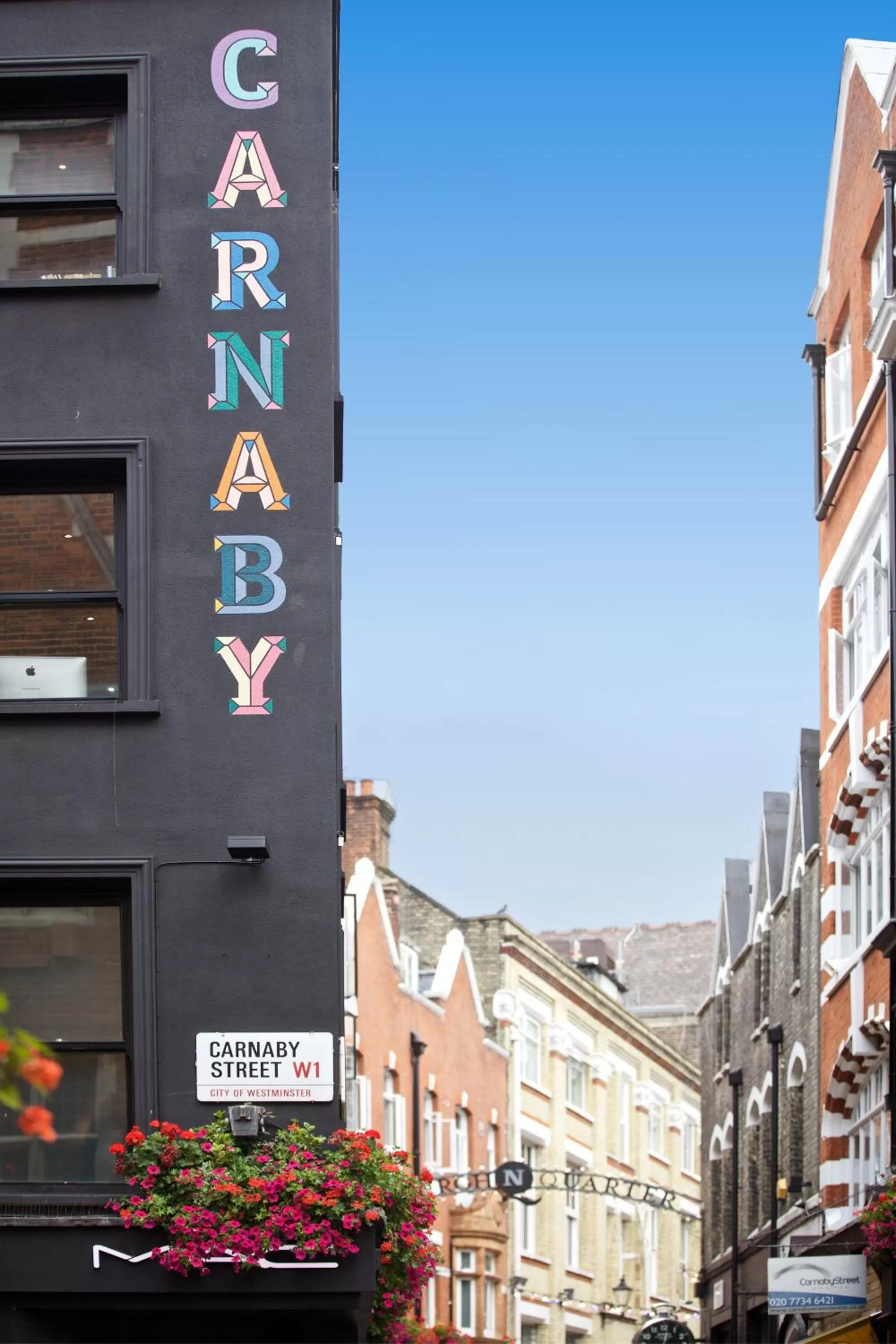 Area and facilities in The Z Hotel Tottenham Court Road