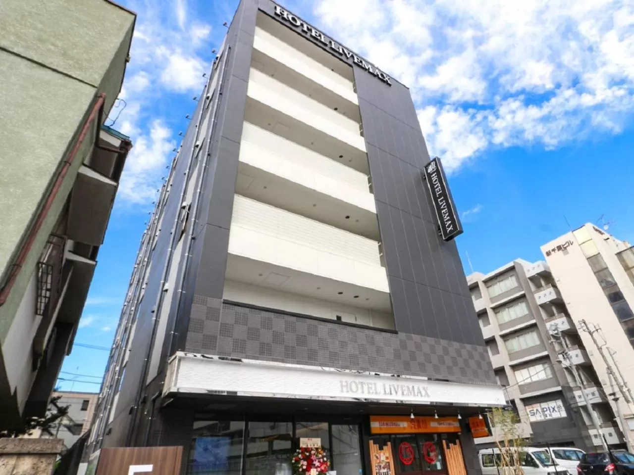 Property building in HOTEL LiVEMAX Chiba-Ekimae