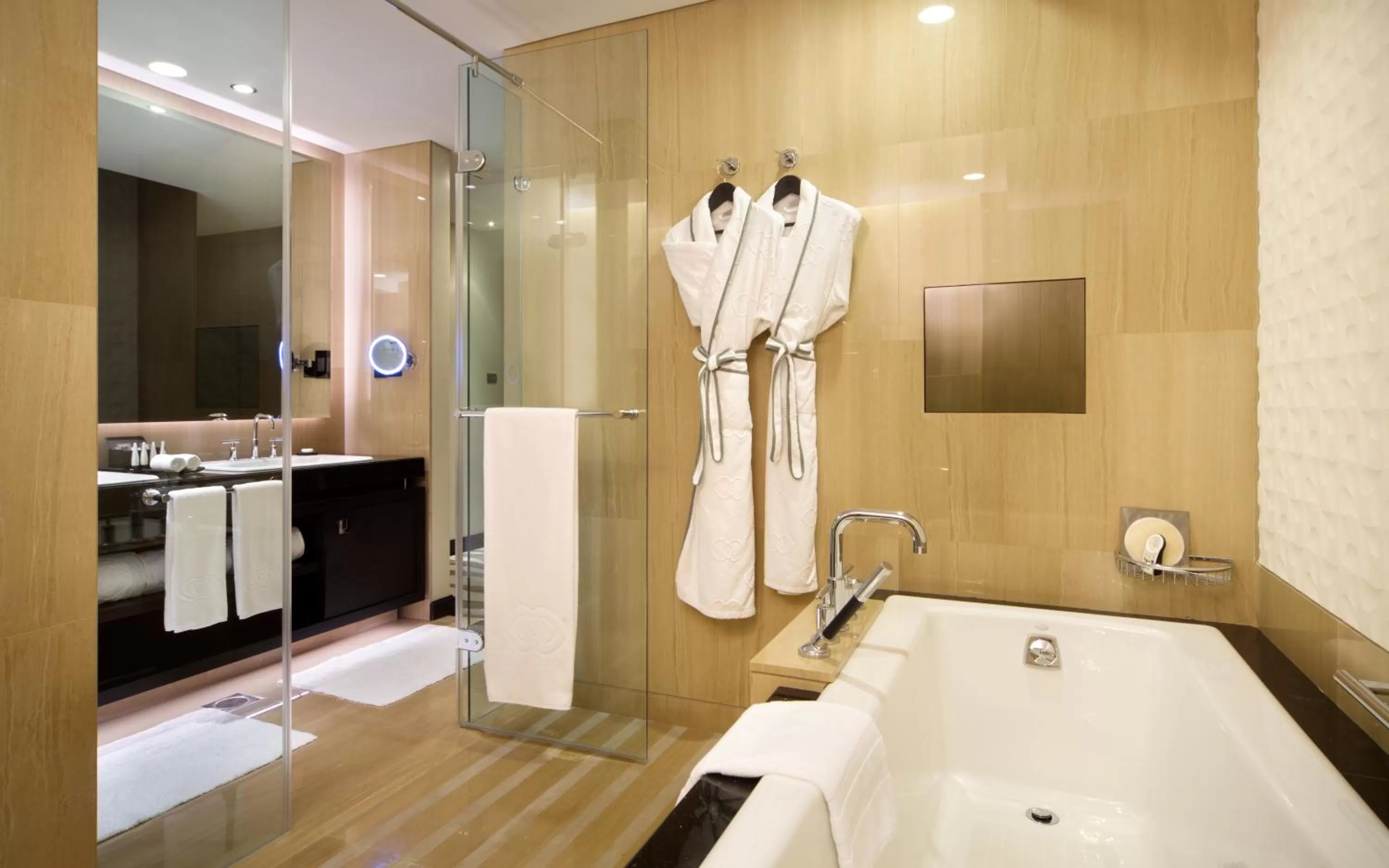 Bathroom in Sofitel Abu Dhabi Corniche