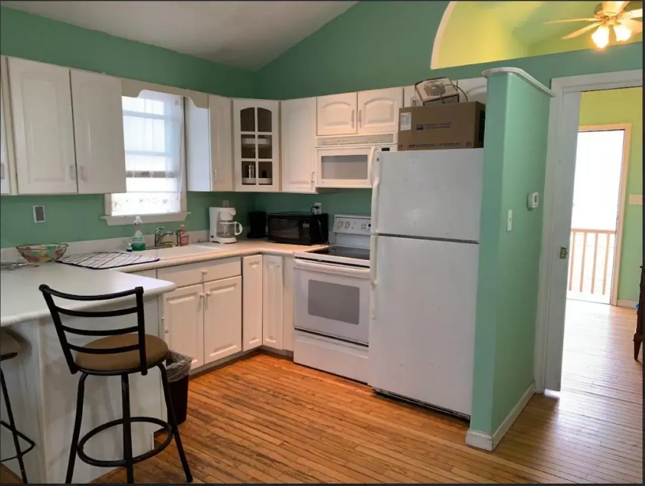 Kitchen/Kitchenette in Sun Shine