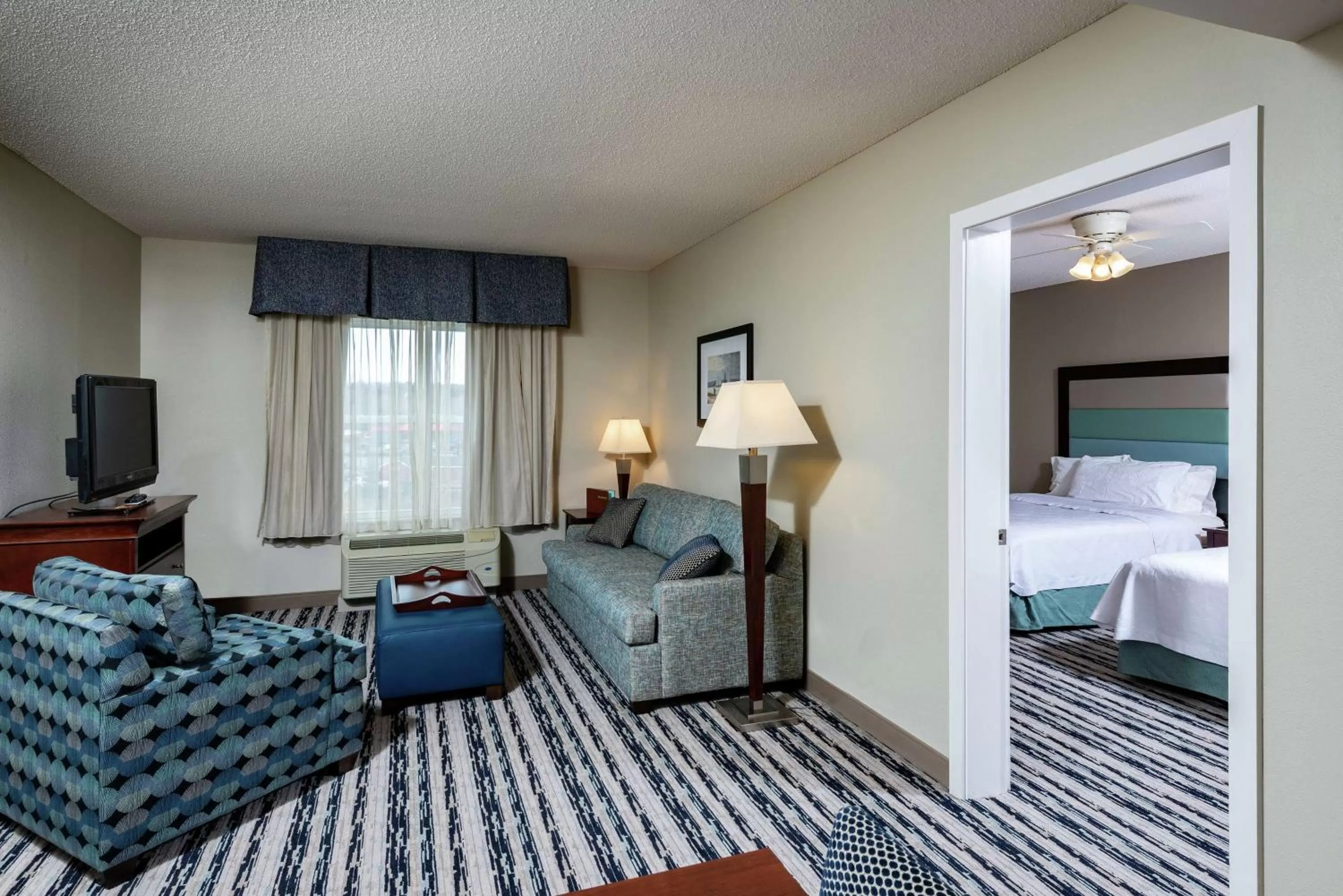 Bedroom, Bed in Homewood Suites by Hilton Portland