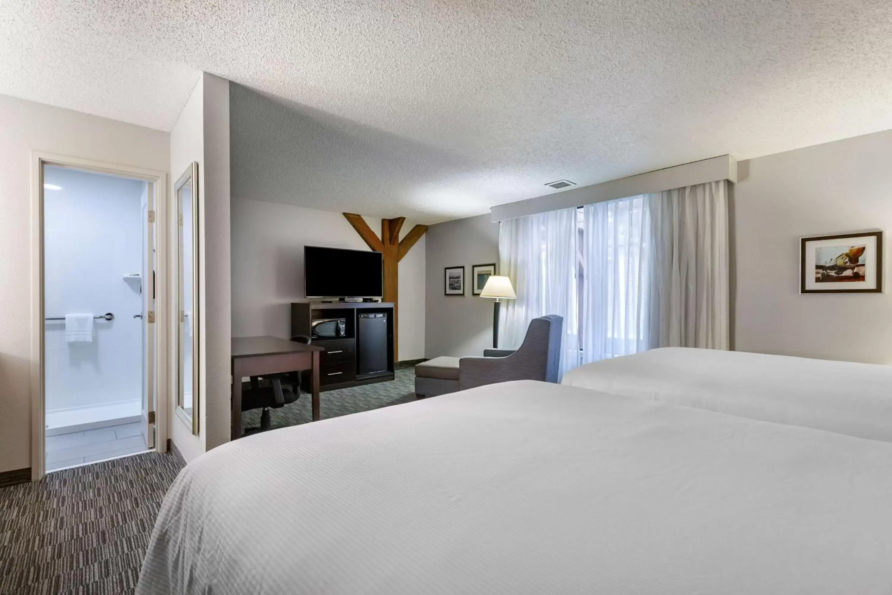 Bedroom in Best Western Plus Como Park Hotel Bedroom in Best Western Plus Como Park Hotel