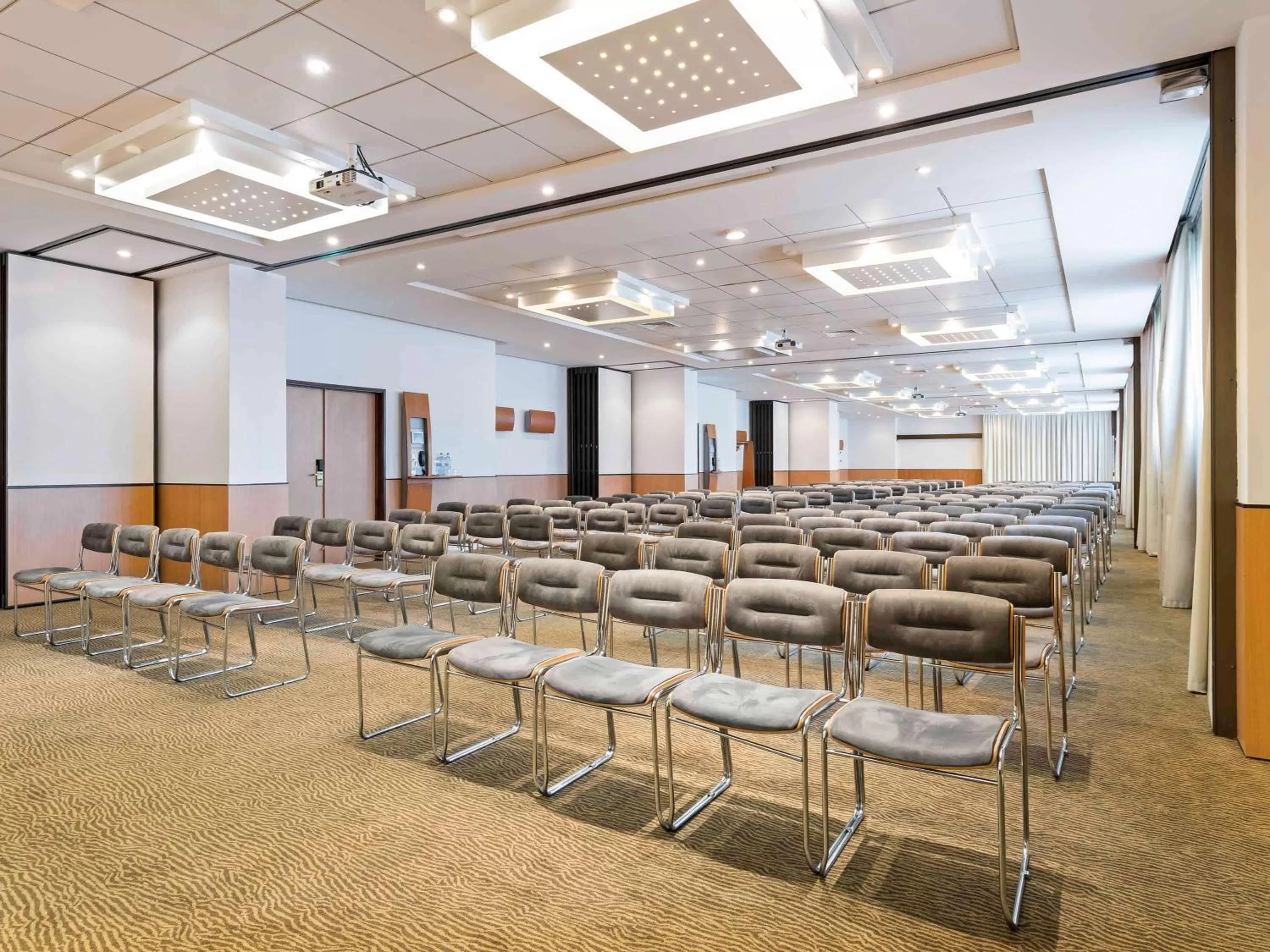 On site in Novotel Lisboa