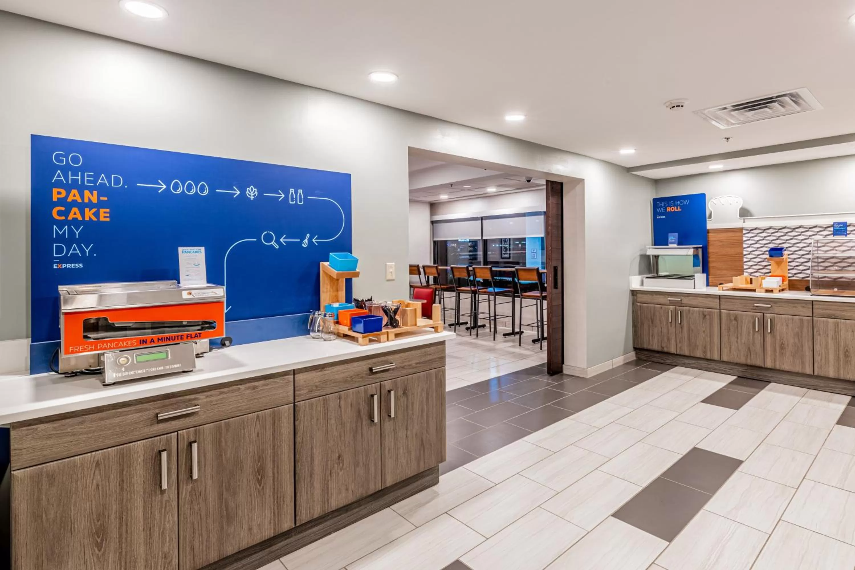 Breakfast in Holiday Inn Express Indianapolis South by IHG