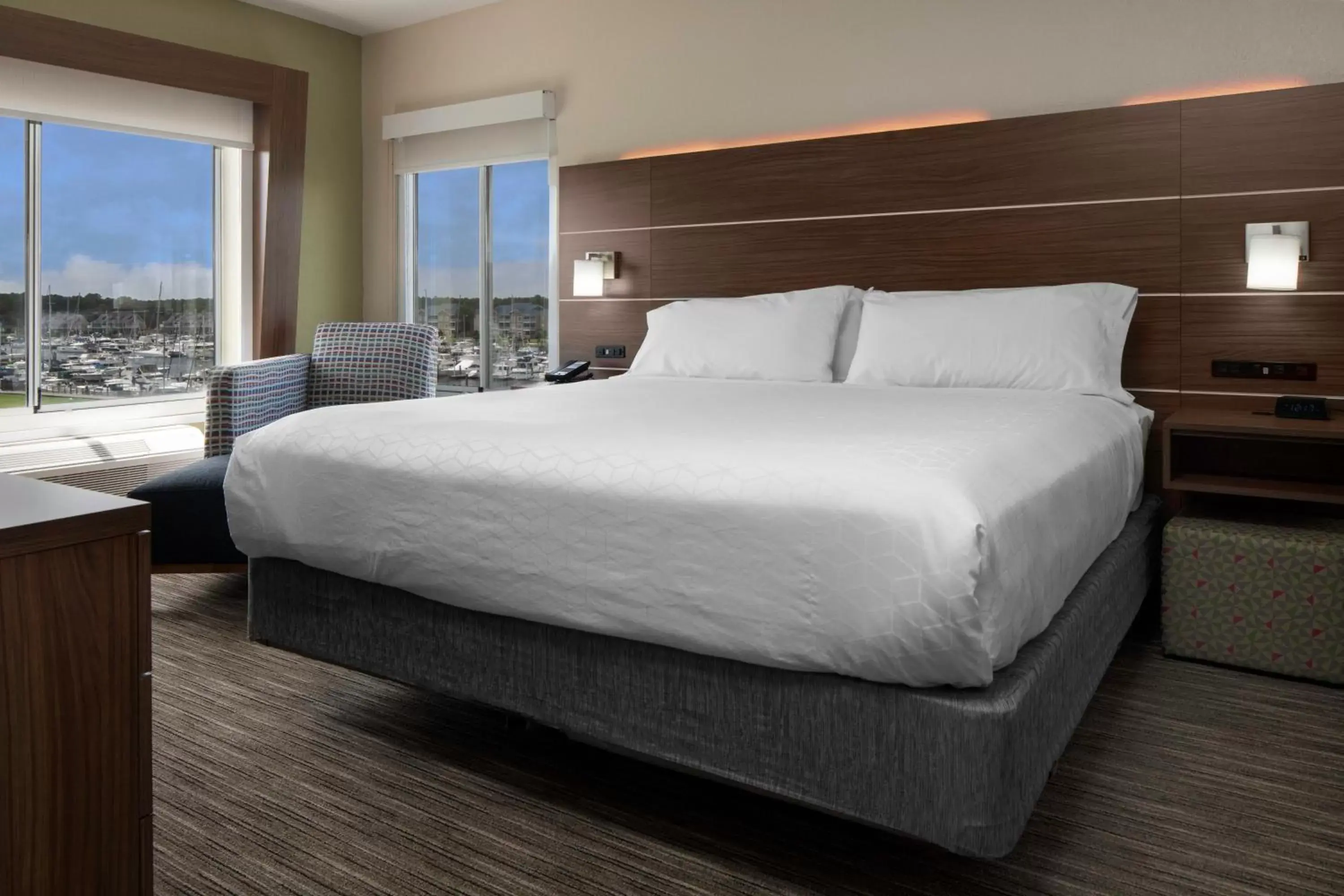 Photo of the whole room, Bed in Holiday Inn Express North Myrtle Beach - Little River, an IHG Hotel