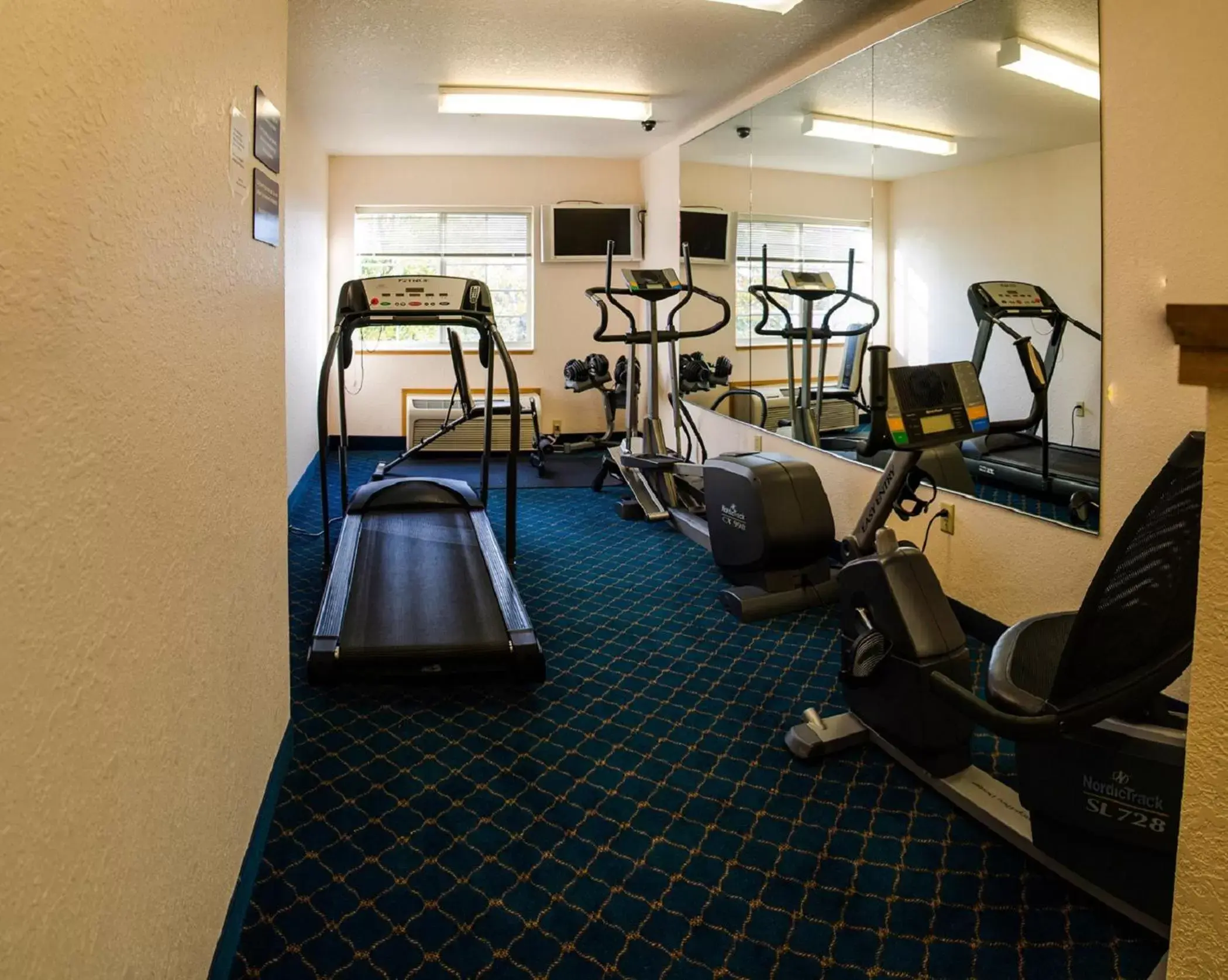 Fitness centre/facilities, Fitness Center/Facilities in Microtel Inn & Suites Tomah