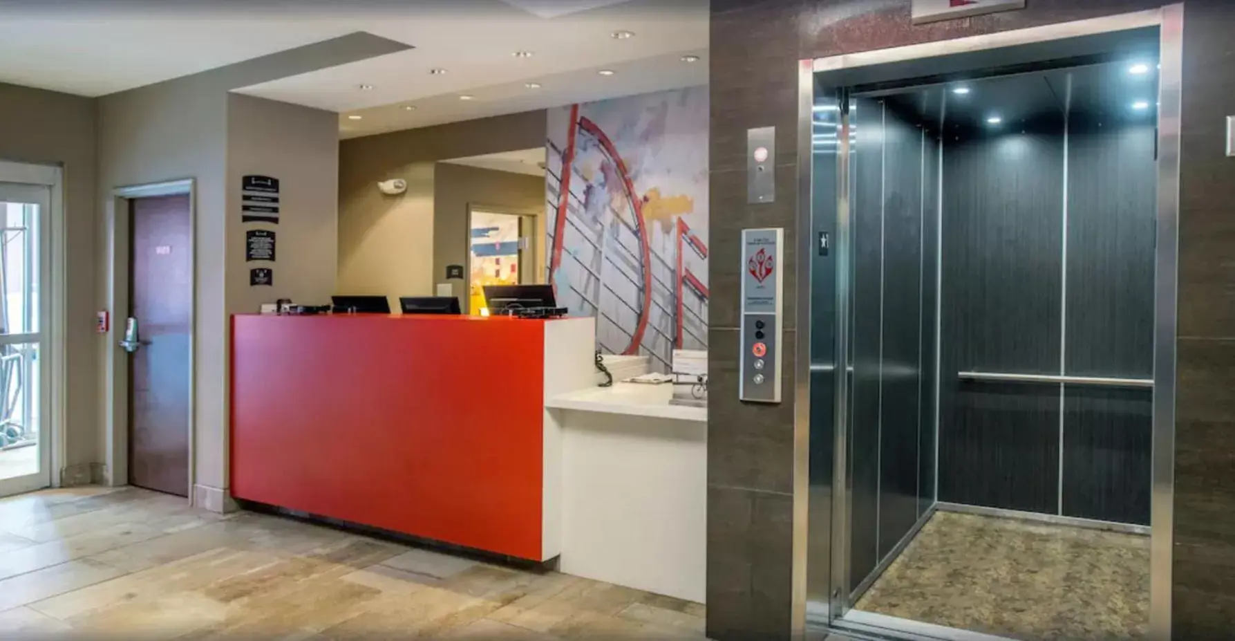 Staff, Lobby/Reception in Staybridge Suites Denver Downtown, an IHG Hotel