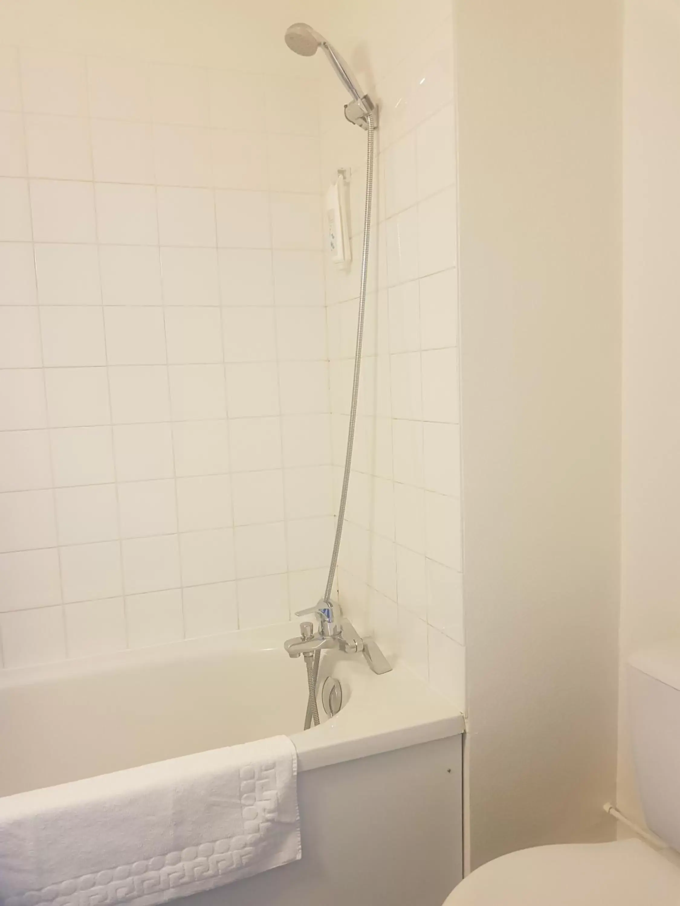 Toilet, Bathroom in ibis budget Lorient Hennebont