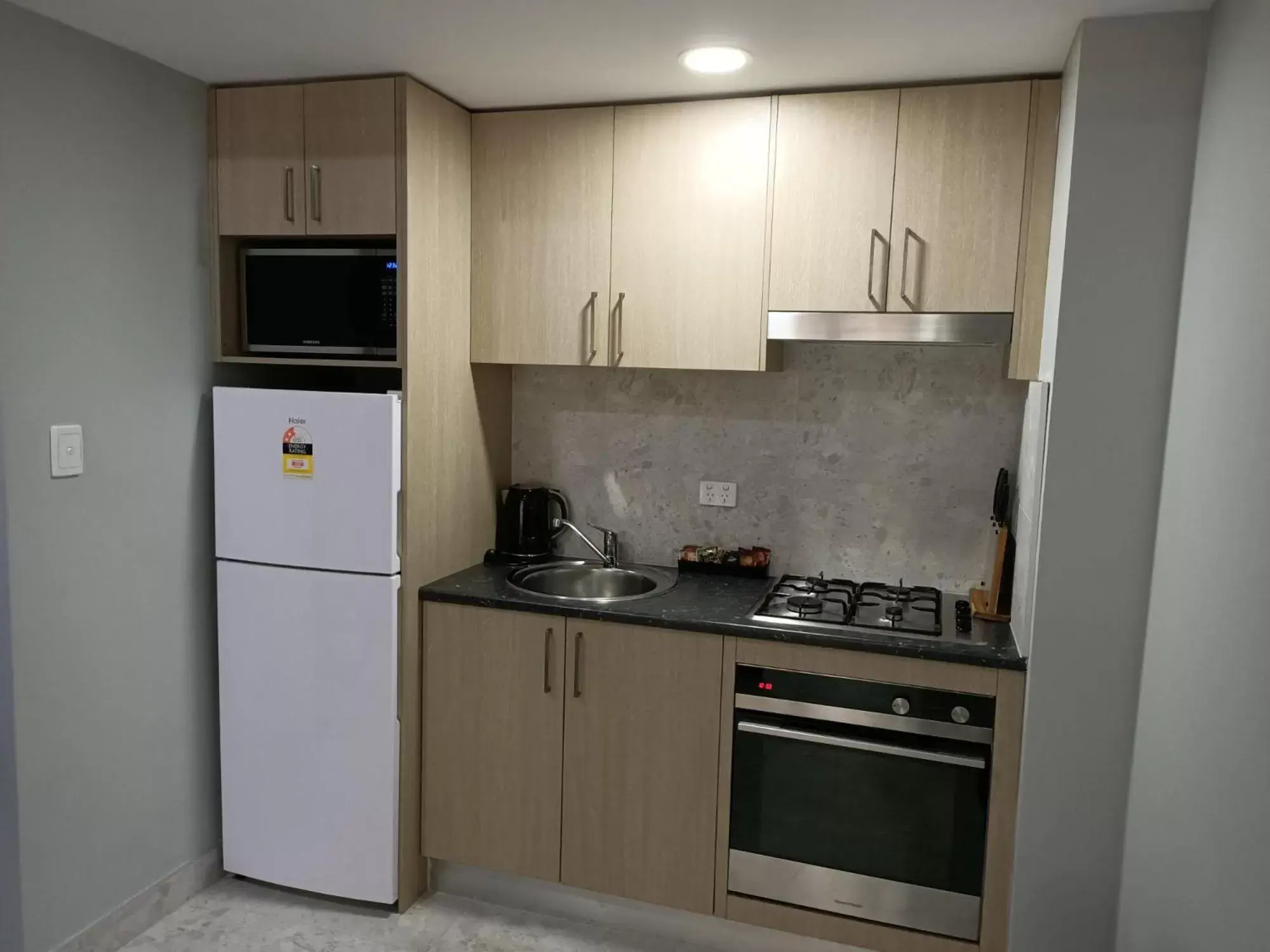 Kitchen or kitchenette, Kitchen/Kitchenette in Boulevard on Beaumont