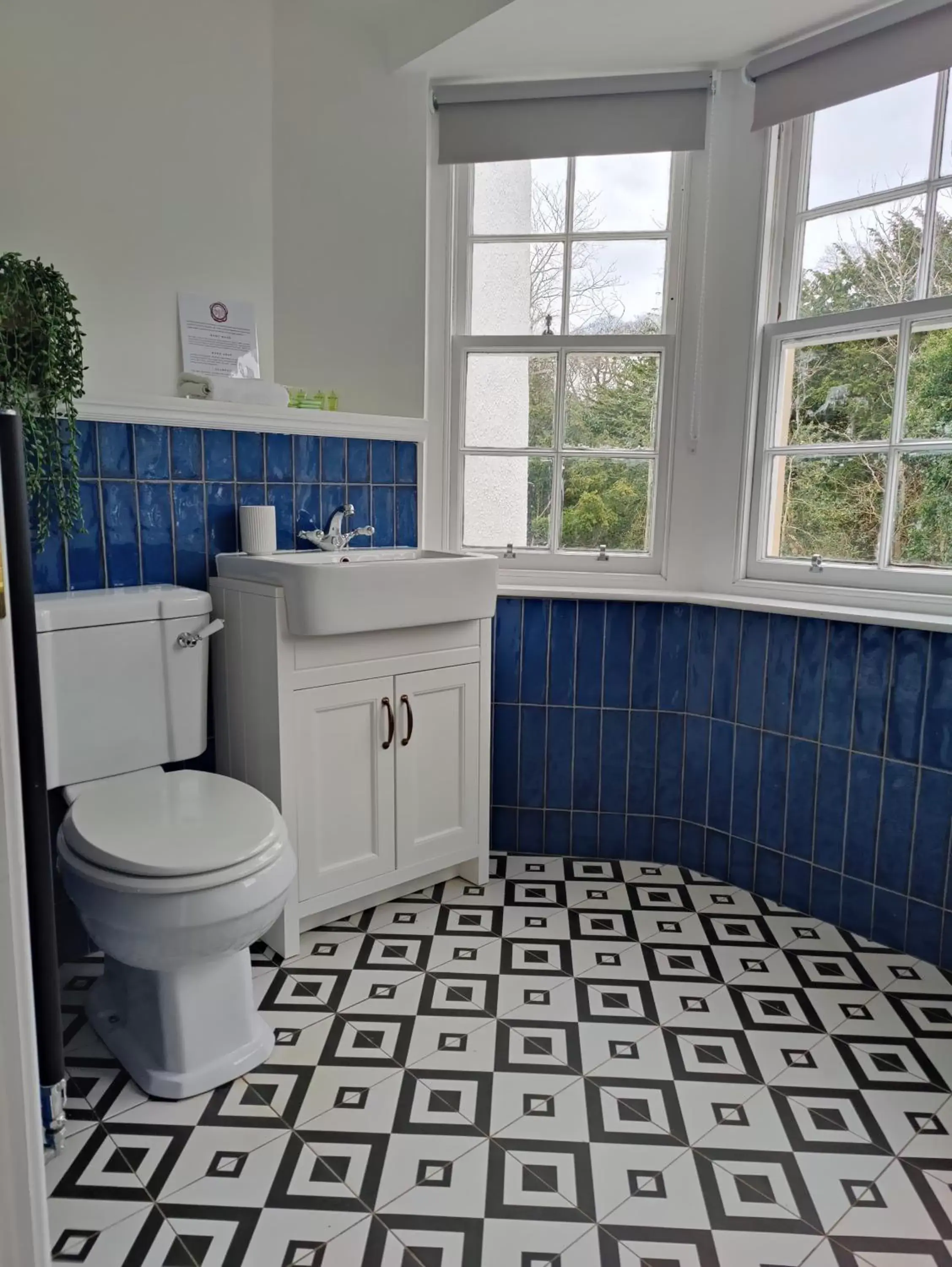 Bathroom in Slateford House 1770 by The House of Danu