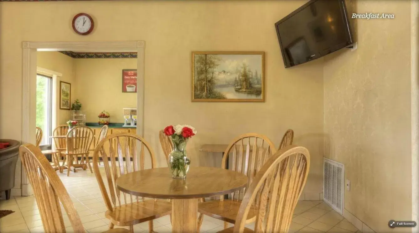 Dining area, Restaurant/Places to Eat in Econo Lodge