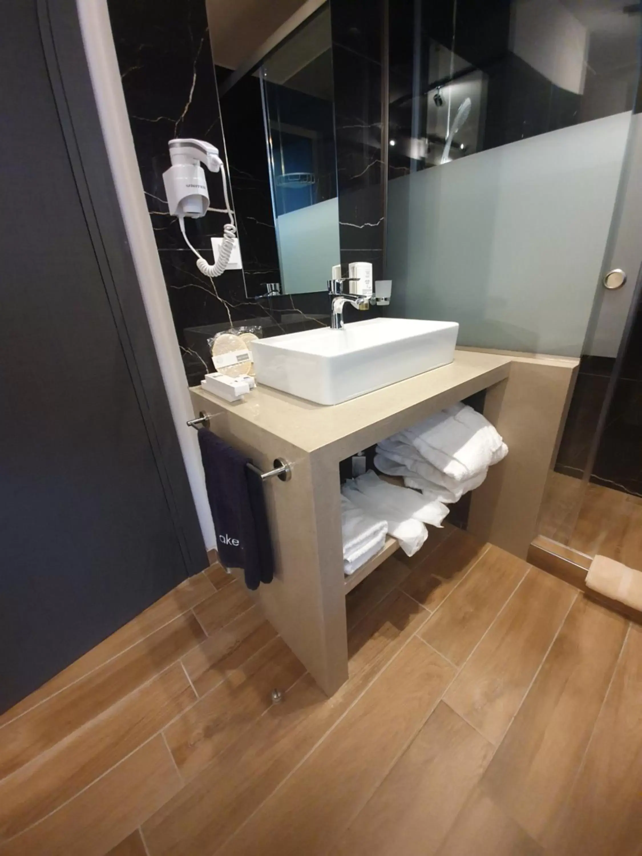 Area and facilities, Bathroom in EUPHORIA ''Staying in Pleasure''