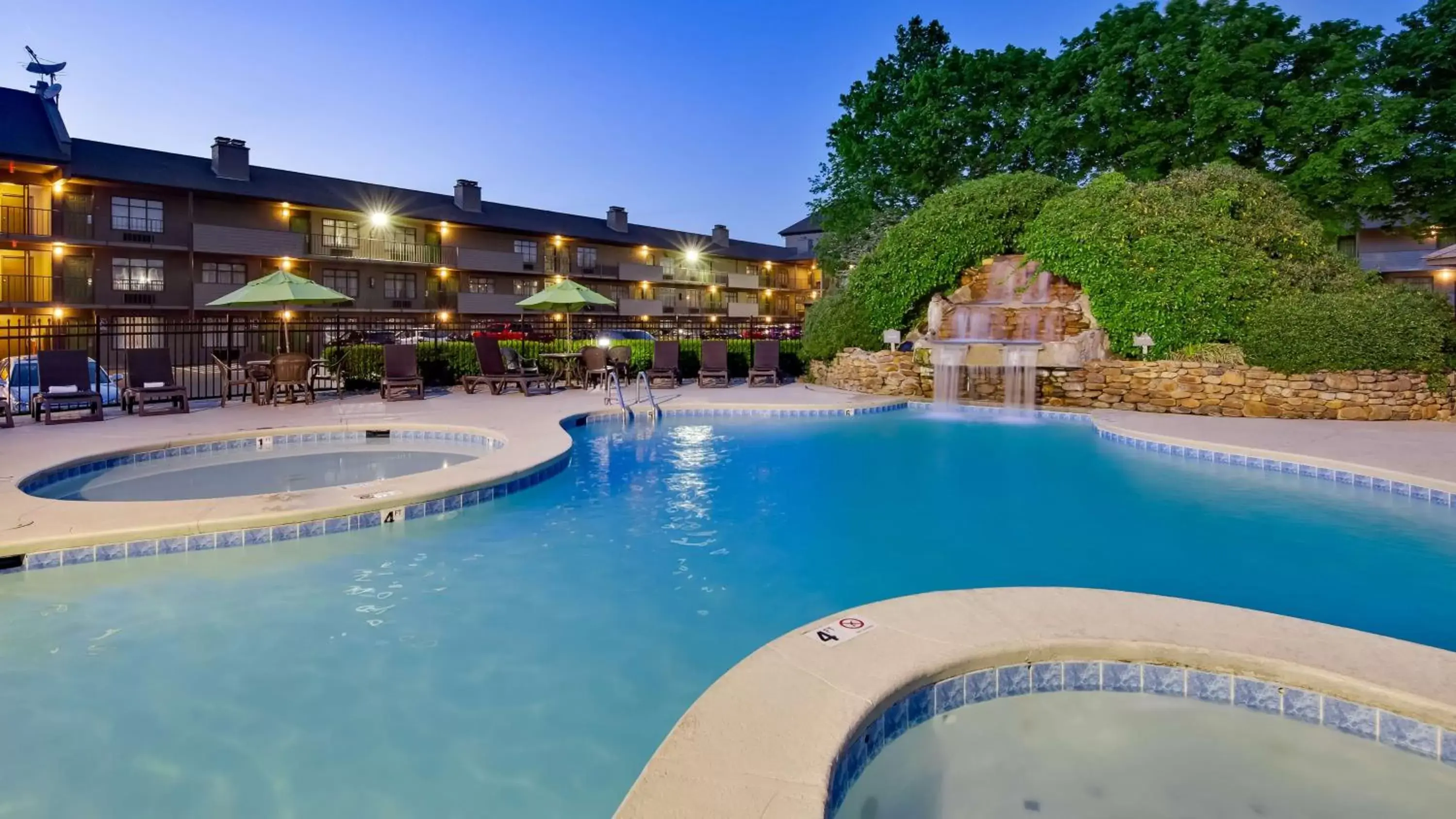 On site, Swimming Pool in Best Western Plaza Inn