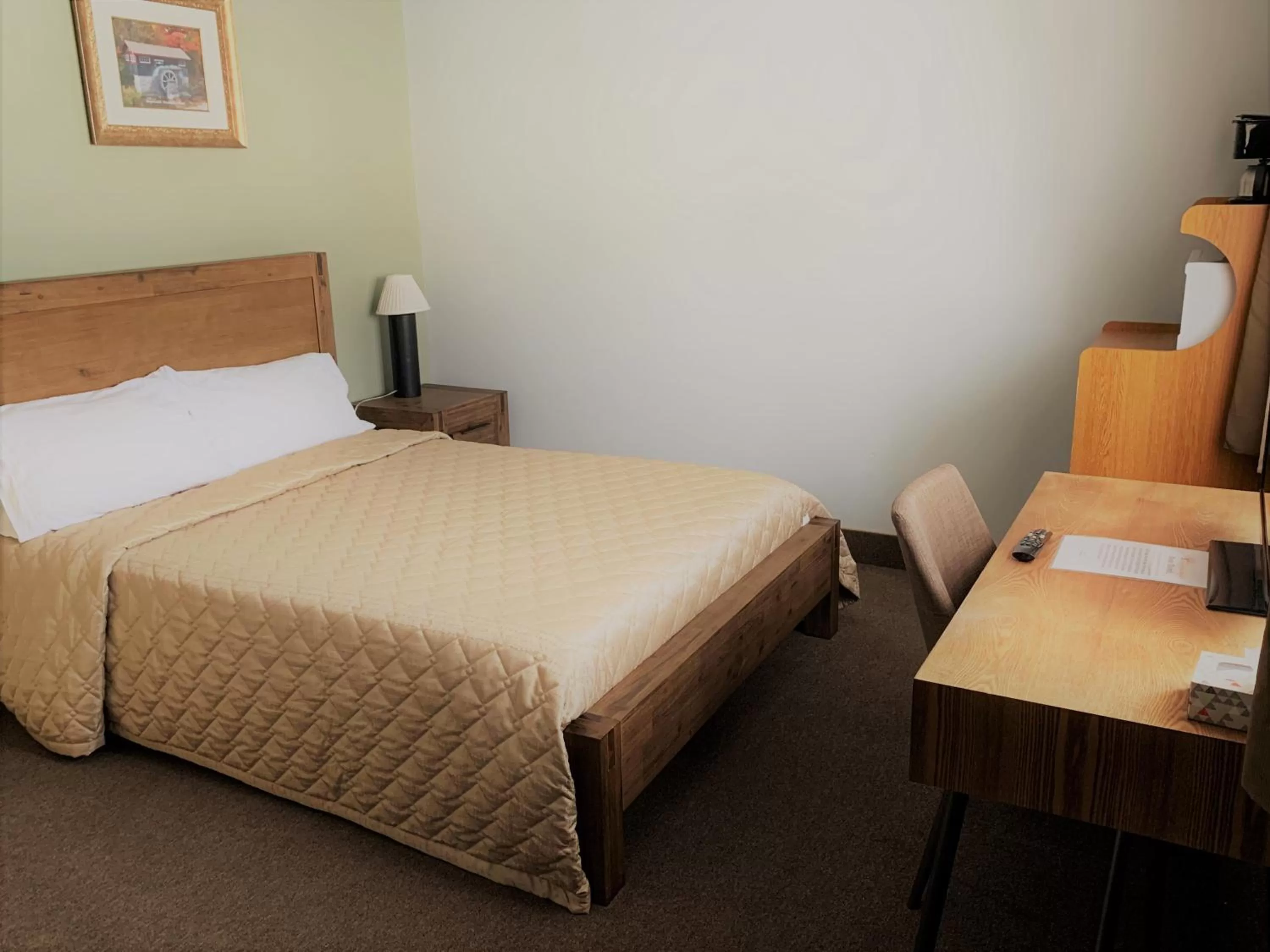 Bed in Hawberry Motel