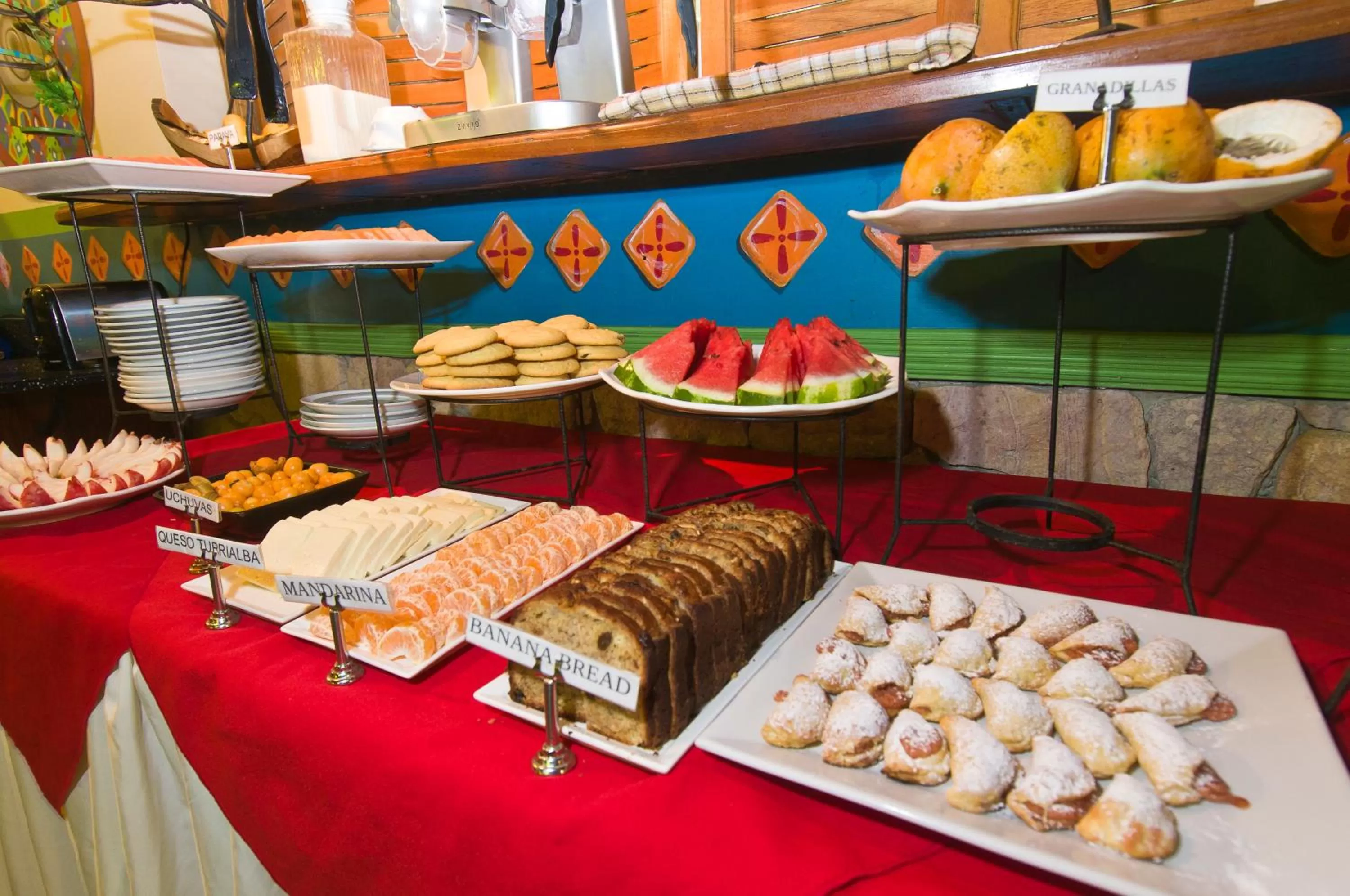 Restaurant/places to eat in Adventure Inn