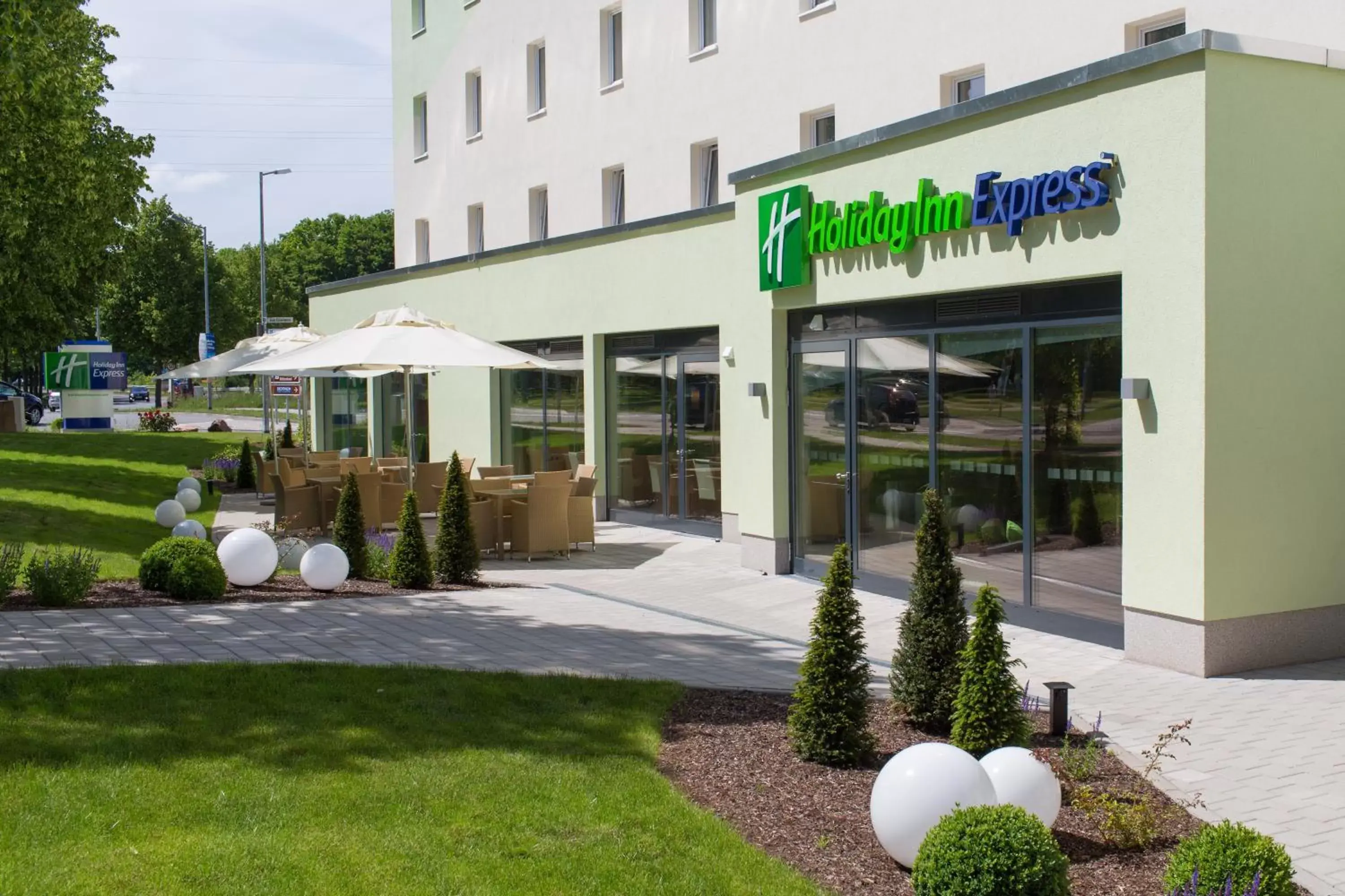 Property building in Holiday Inn Express Neunkirchen, an IHG Hotel