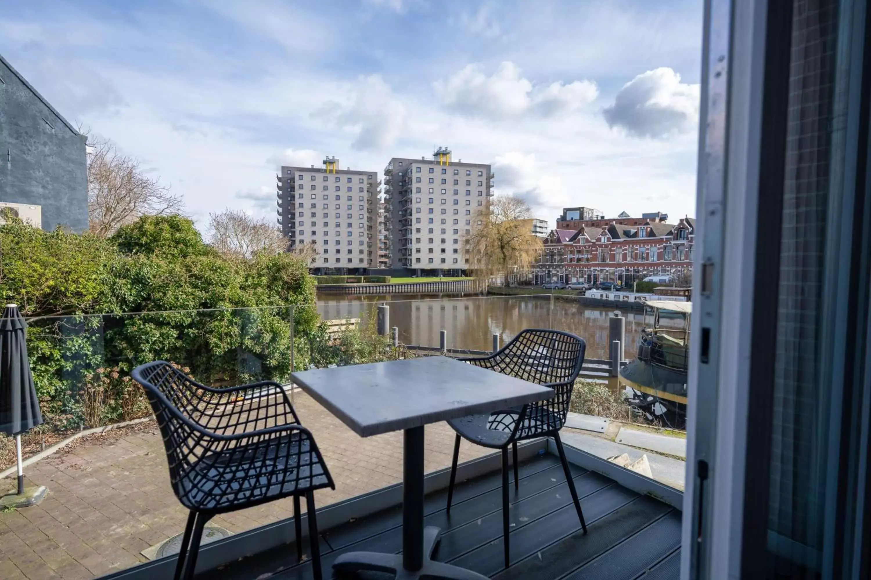 View (from property/room) in Flonk Hotel Groningen Centre, BW Signature Collection voorheen Best Western Hotel Groningen Centre