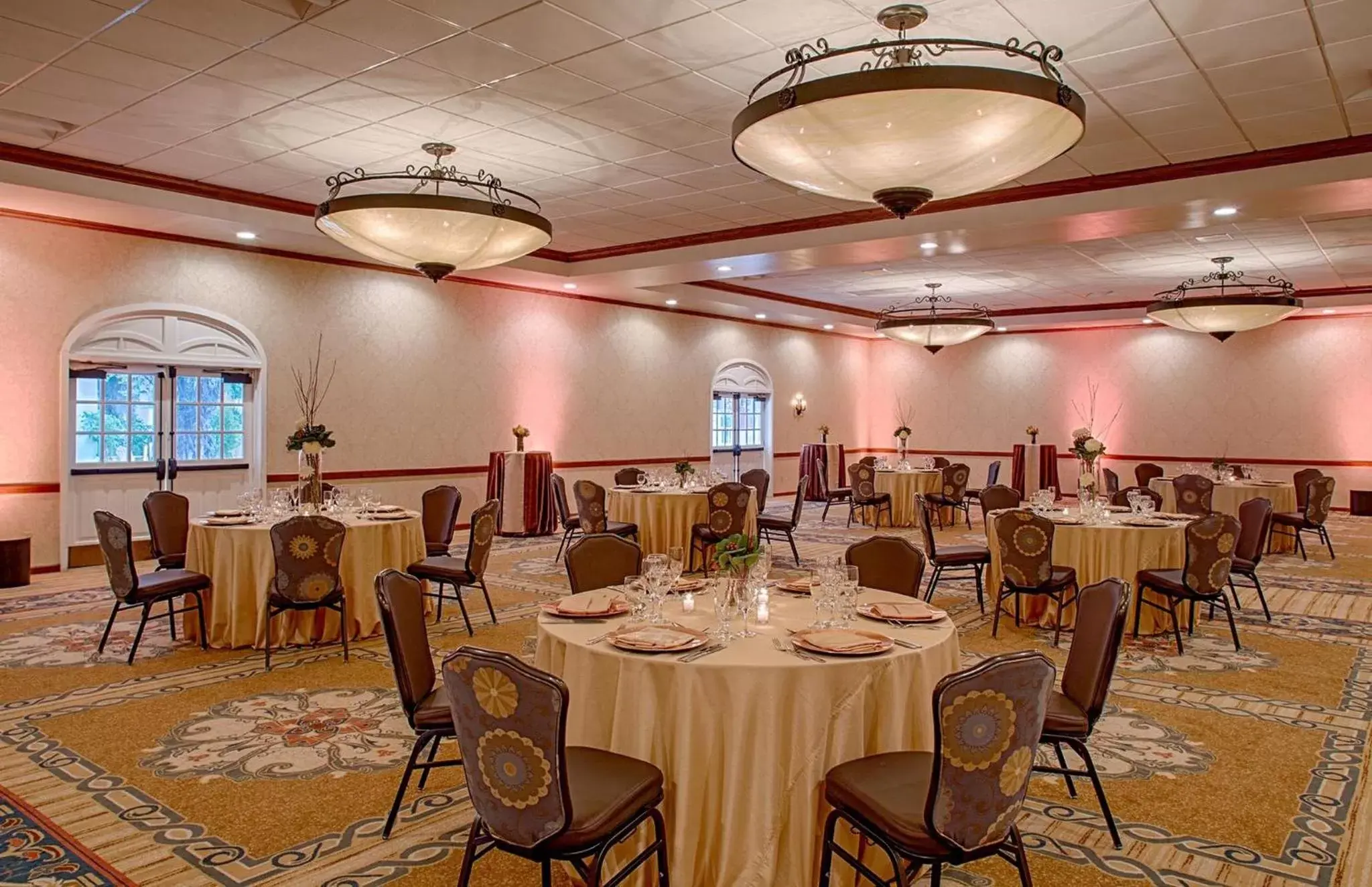 Banquet/Function facilities, Restaurant/Places to Eat in Crowne Plaza Phoenix - Chandler Golf Resort, an IHG Hotel