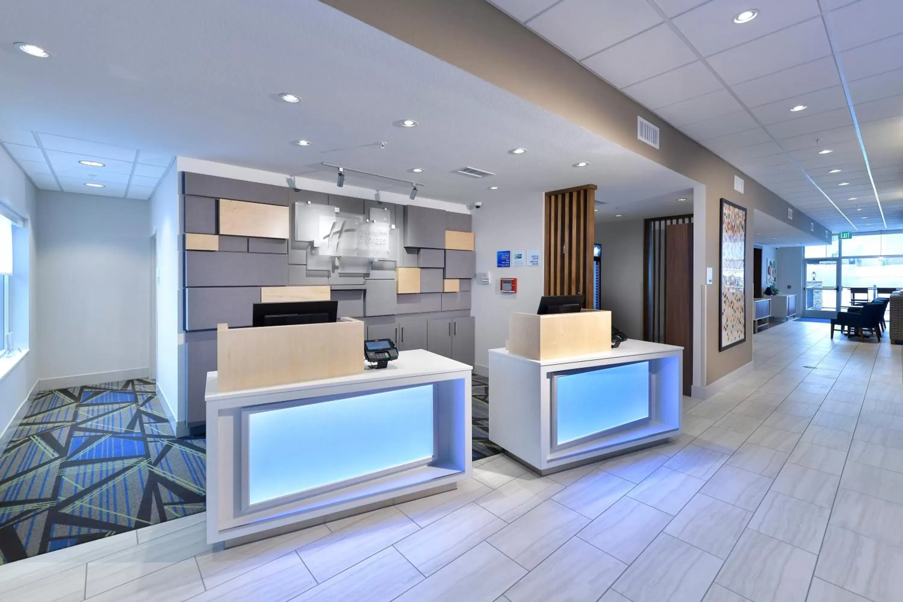Property building, Lobby/Reception in Holiday Inn Express & Suites - Millersburg, an IHG Hotel