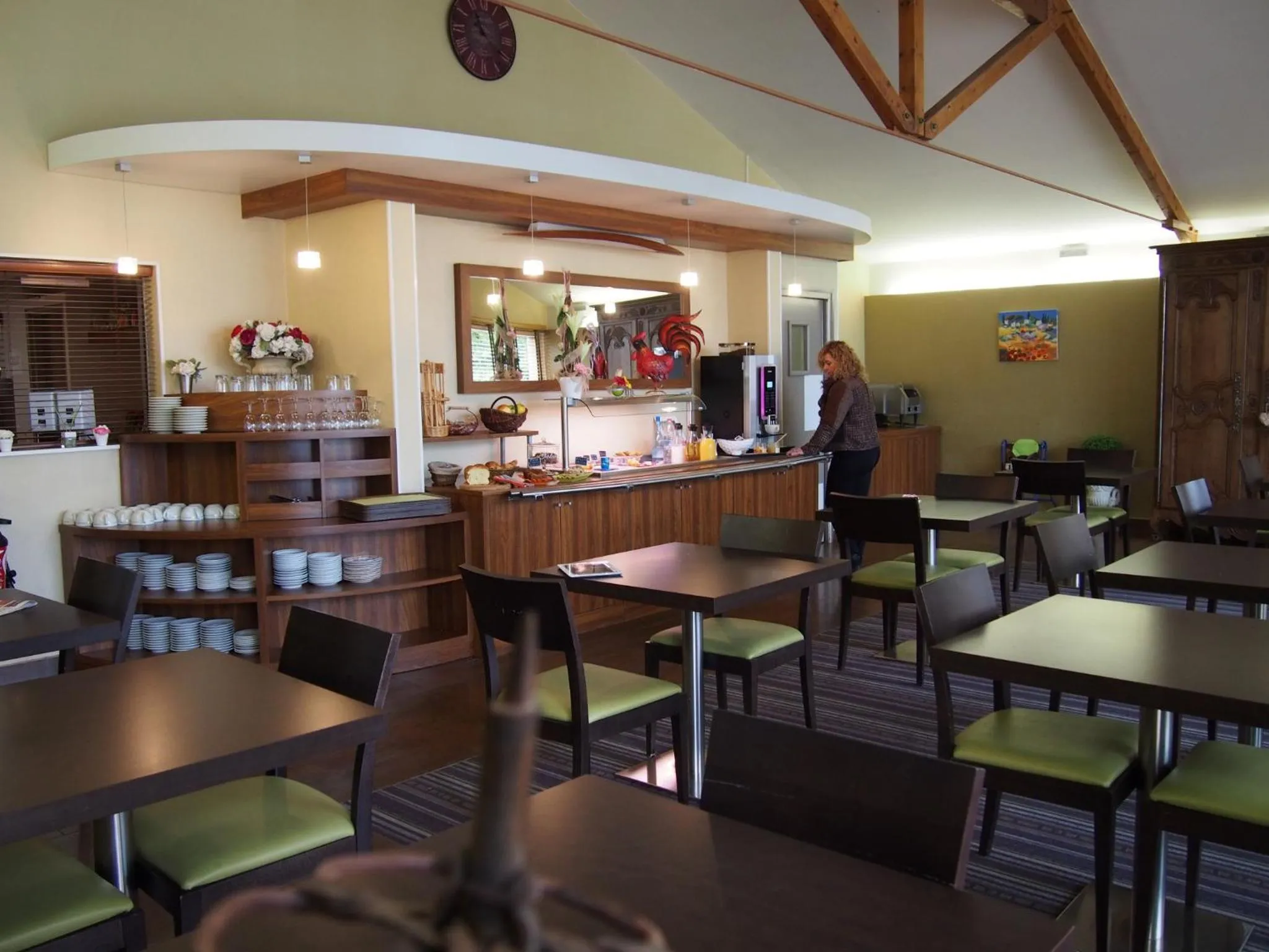 Dining area in Contact Hotel Atoll