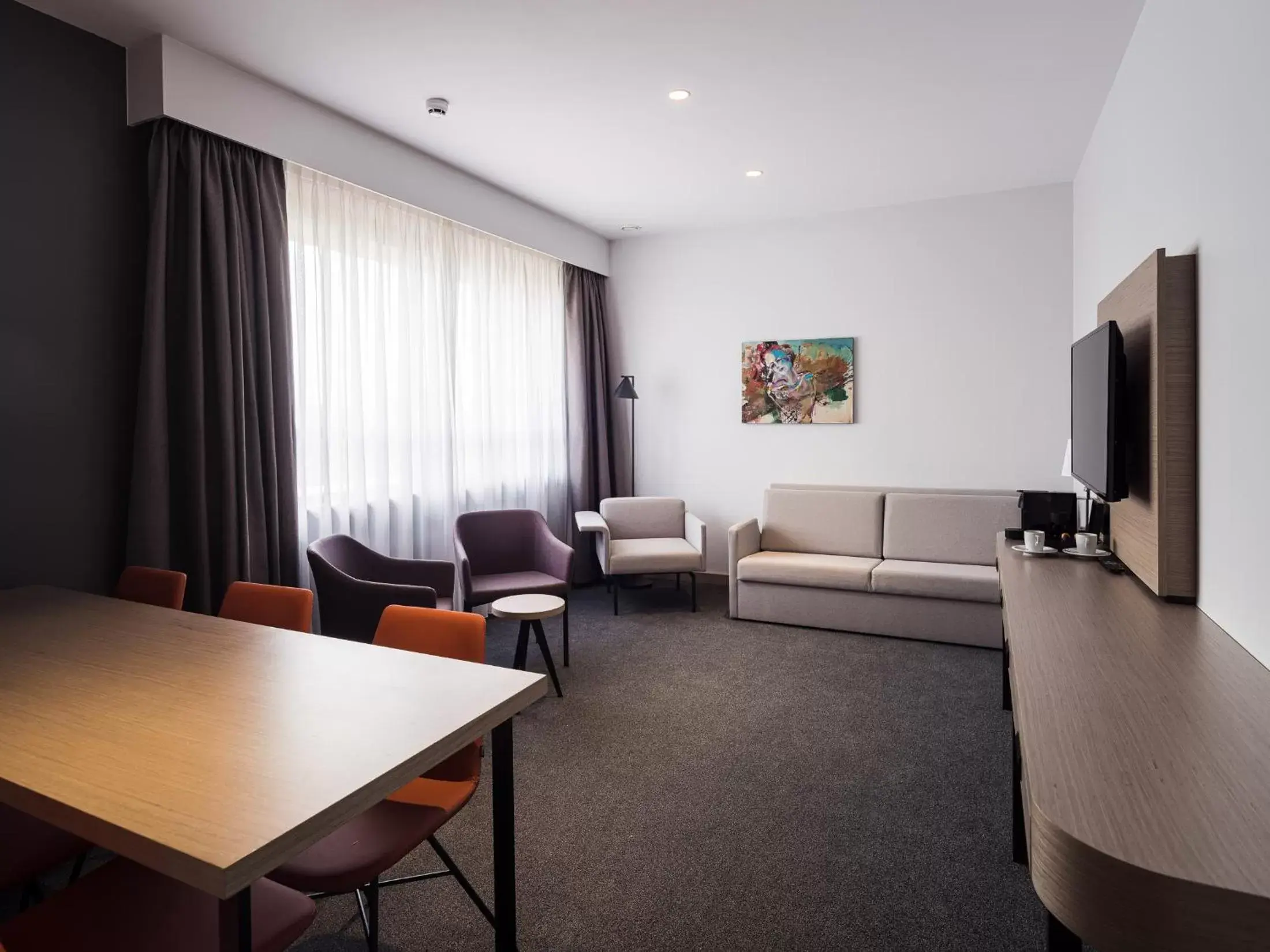 Living room, Seating Area in Executive Residency by Best Western Amsterdam Airport