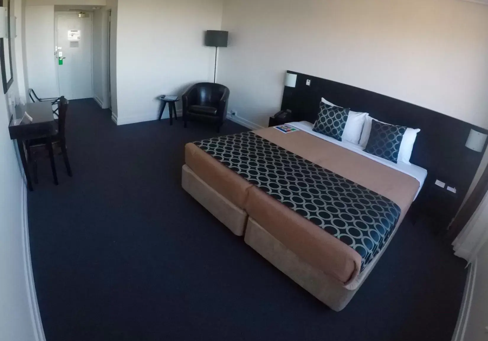 Bed in Great Southern Hotel Brisbane