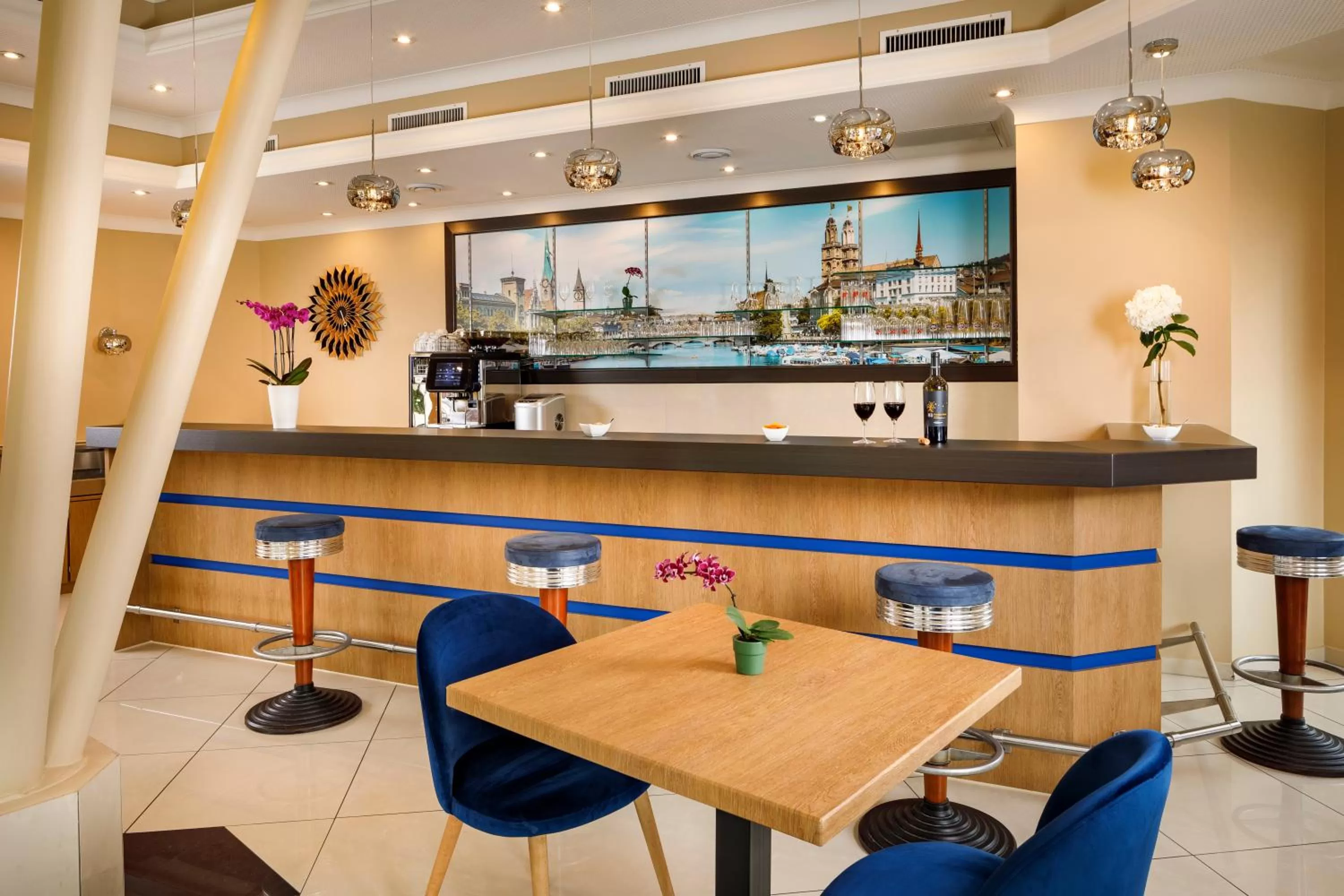 Lounge or bar in Hotel Tivoli