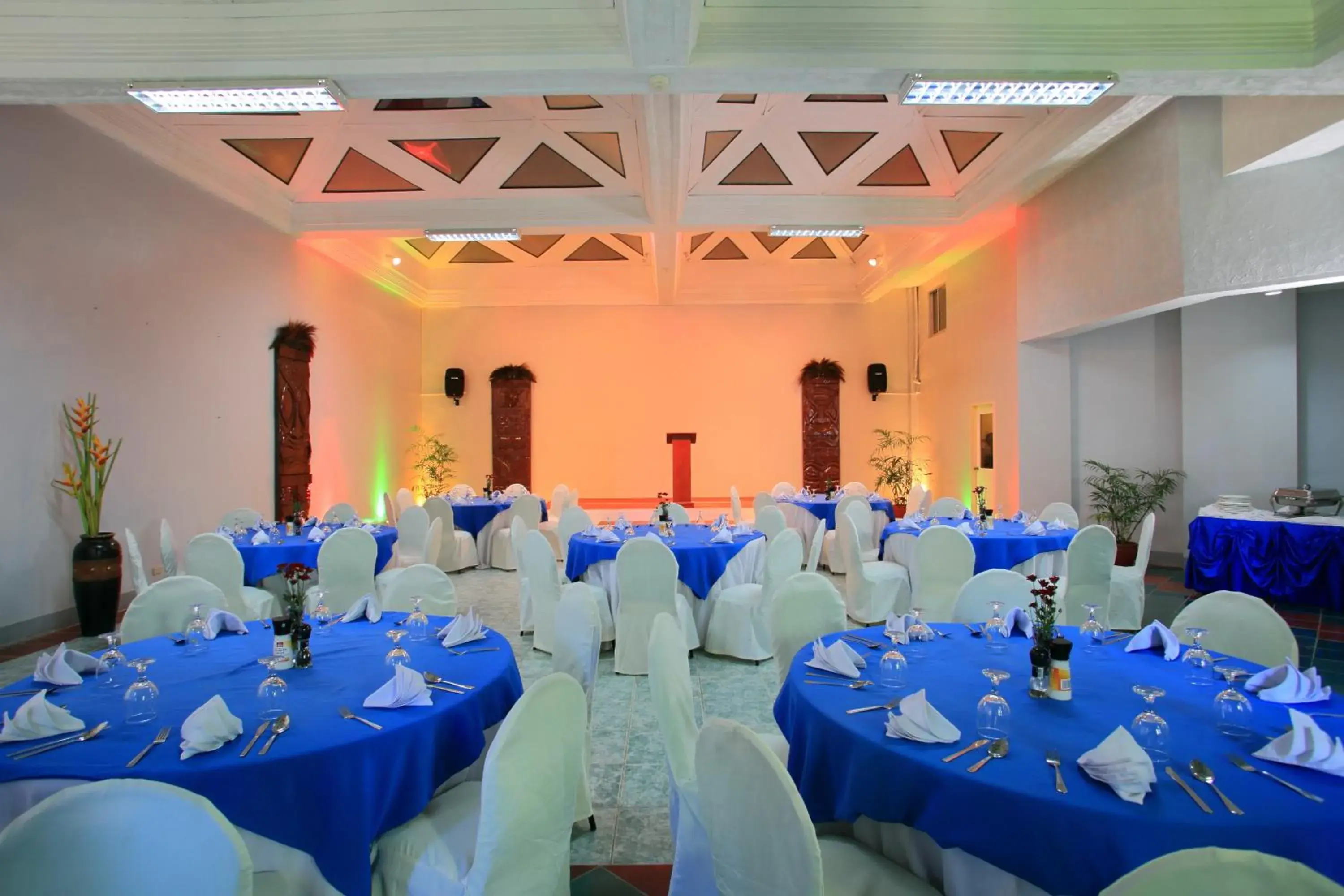 Banquet/Function facilities, Banquet Facilities in Wild Orchid Beach Resort