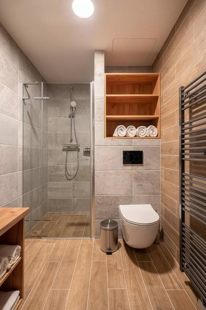 Shower, Bathroom in Resort Aurum Residence A