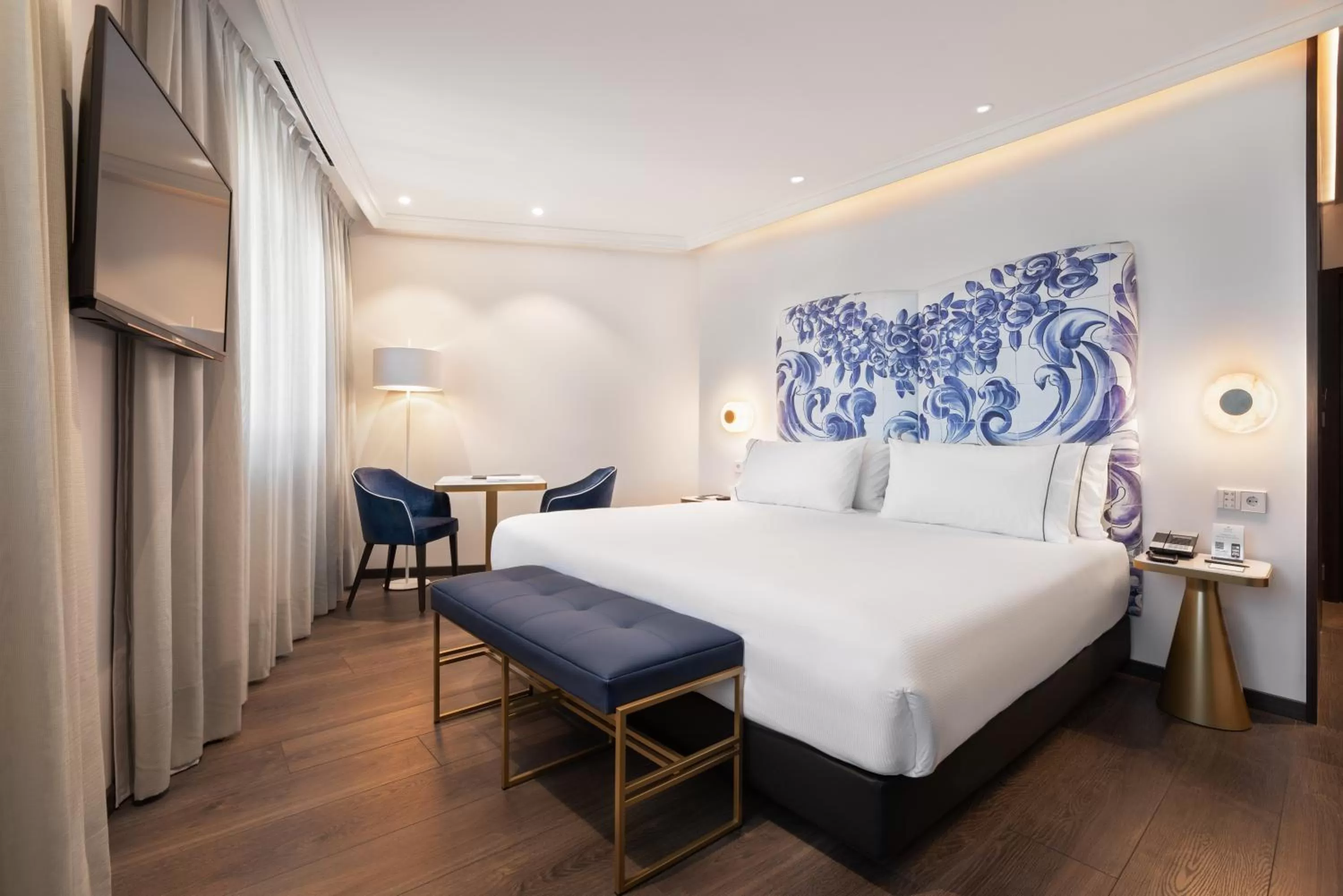 Bed in Eurostars Universal Lisboa