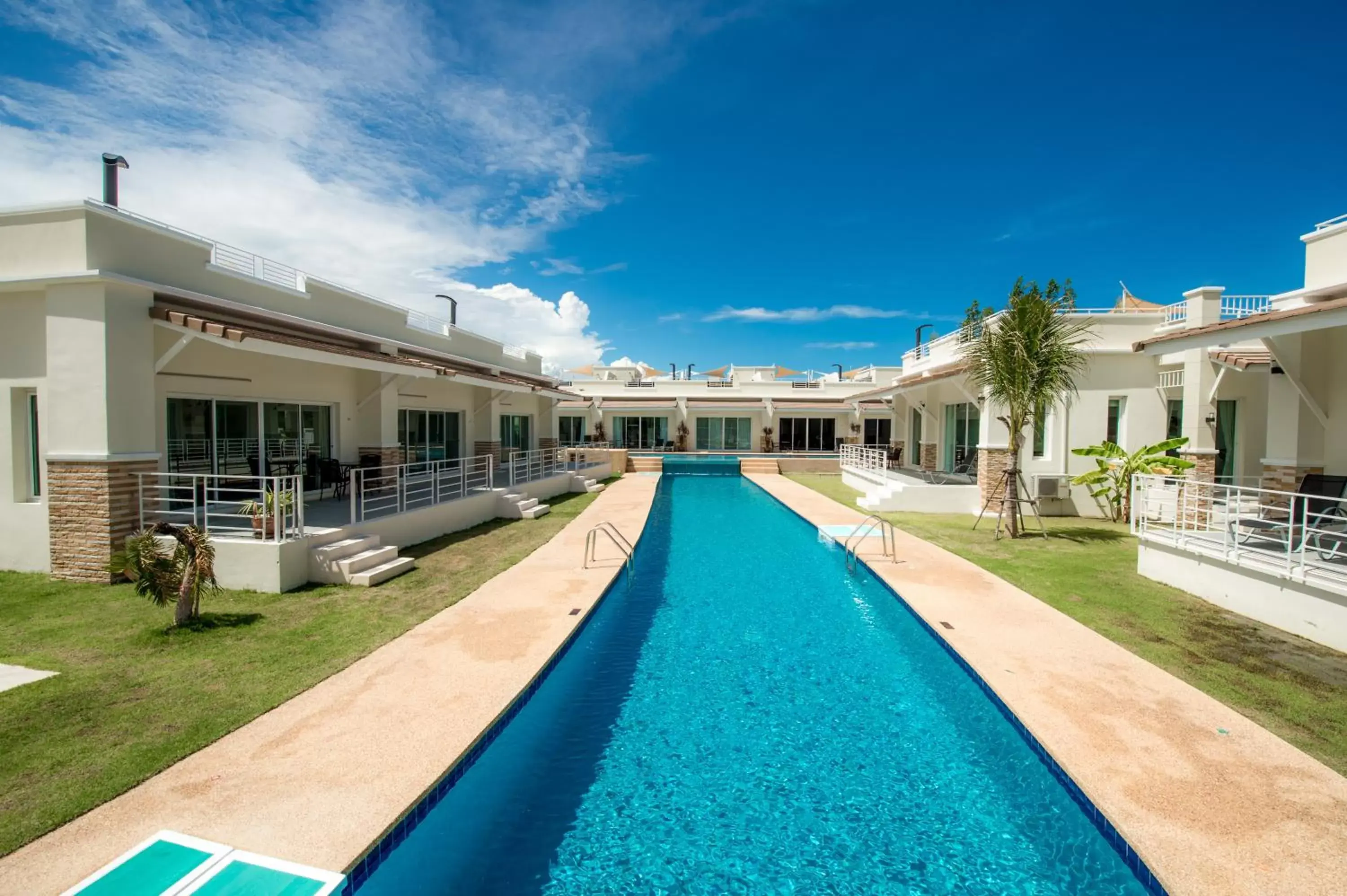 Swimming Pool in Oriental Beach Pearl Resort