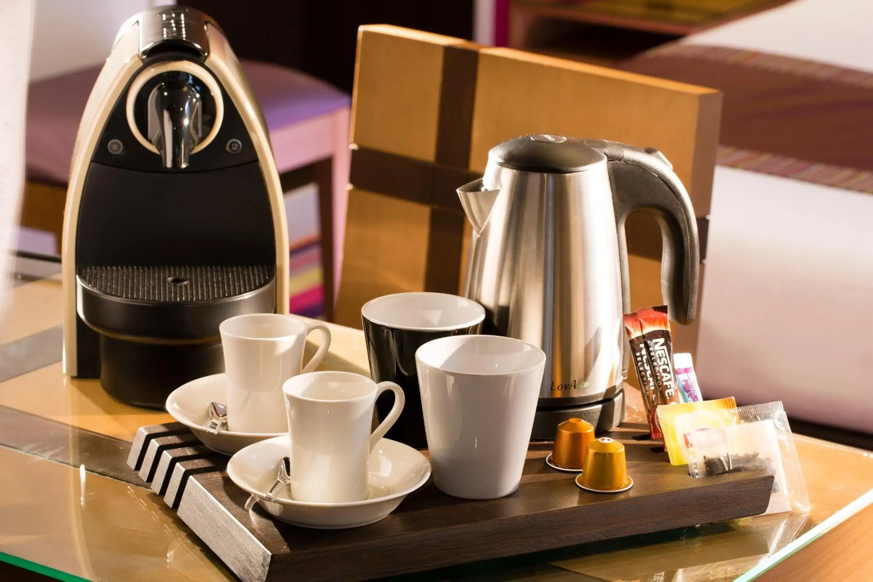 Coffee/tea facilities in Hotel Mondial