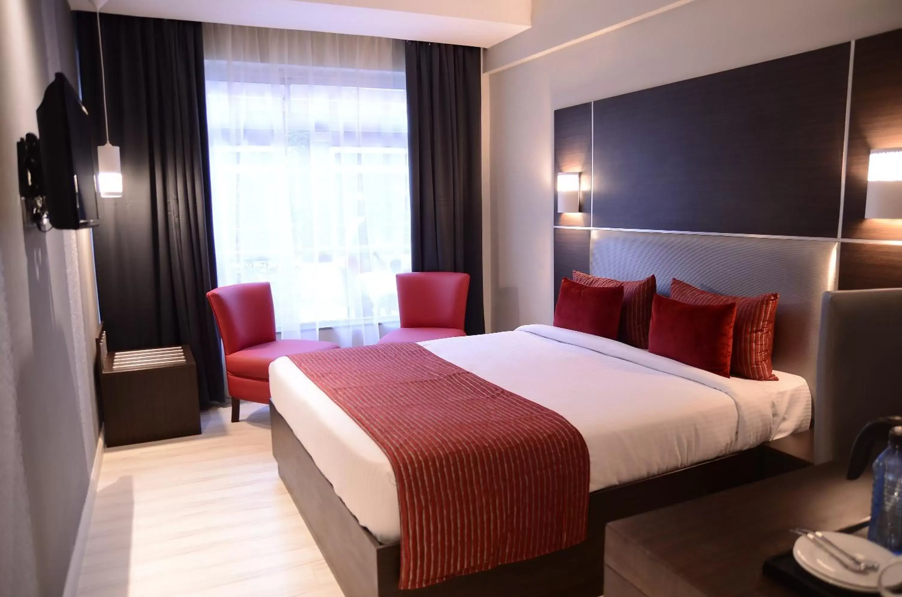 Standard Double Room in Cloud Hotel & Suites