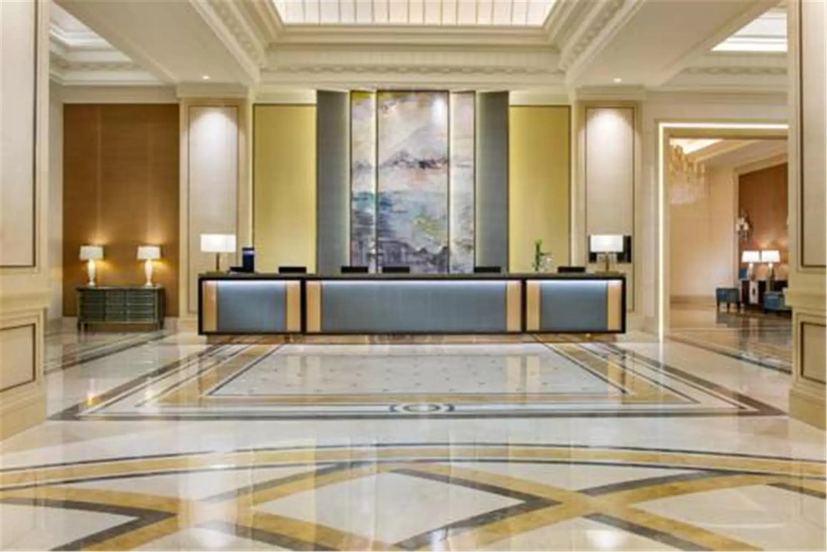 Lobby or reception, Lobby/Reception in Sofitel Shanghai Hongqiao