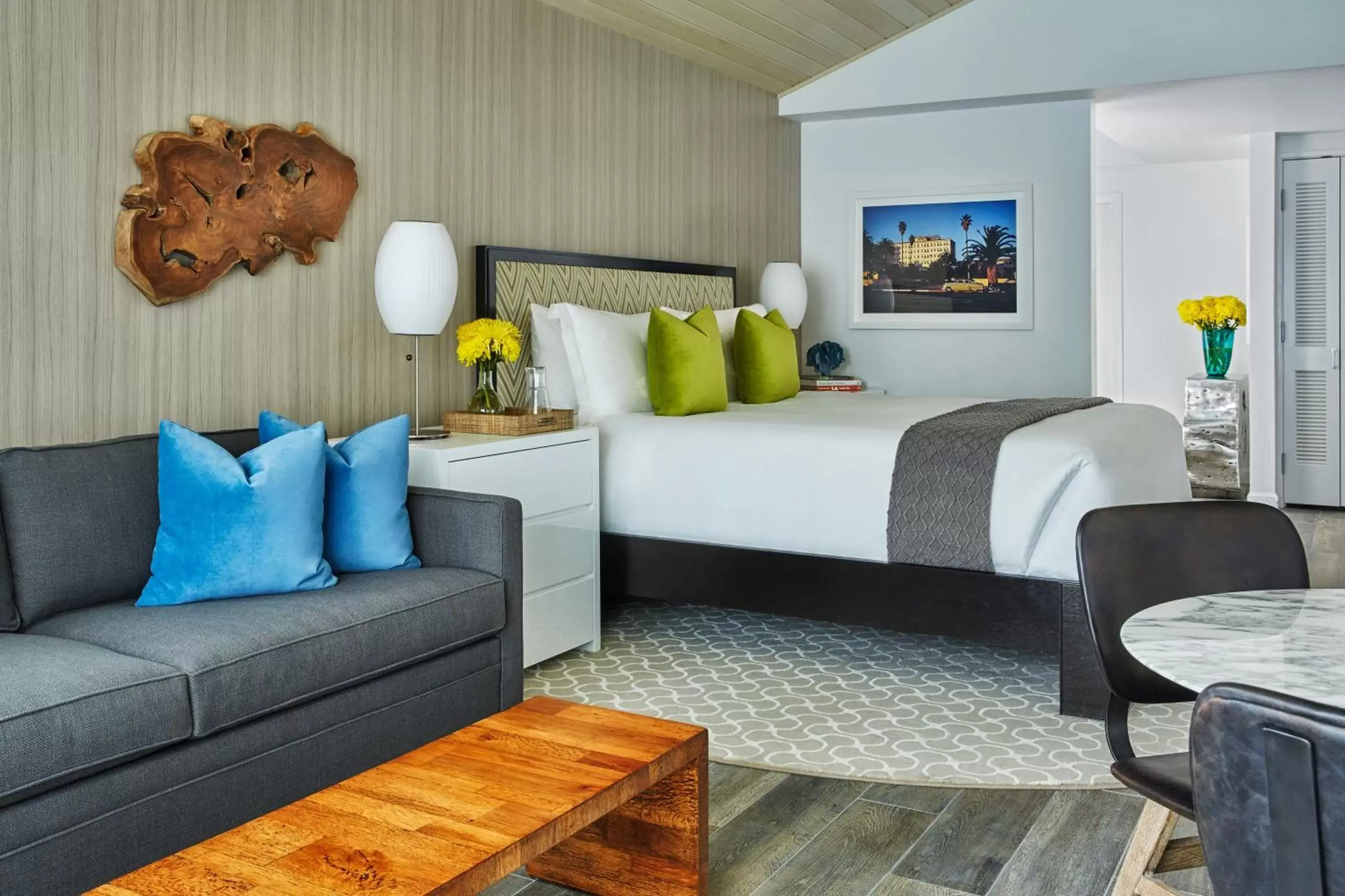 Bed in Fairmont Miramar Hotel & Bungalows