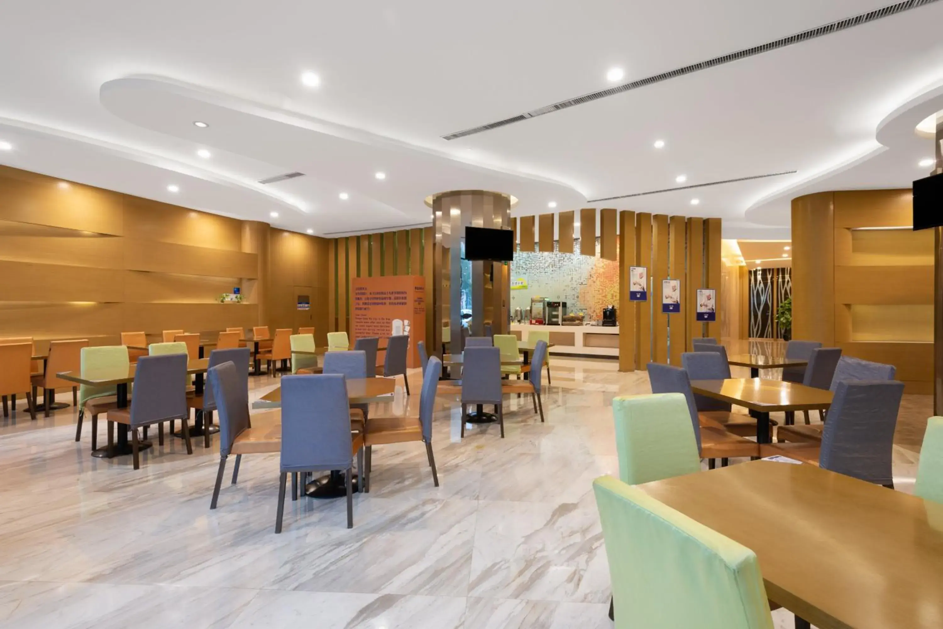 Breakfast, Restaurant/Places to Eat in Holiday Inn Express Nantong Downtown, an IHG Hotel